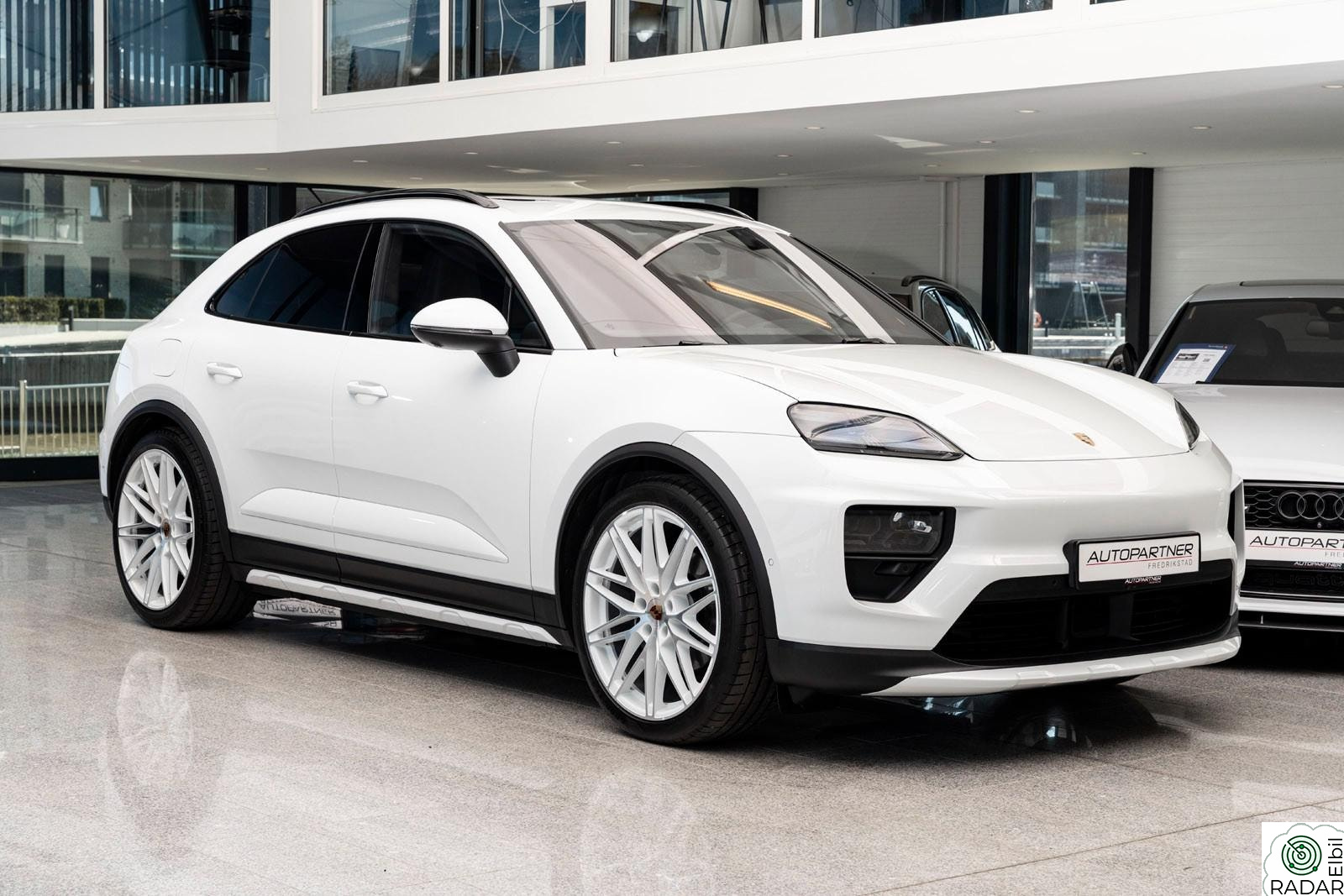 PORSCHE Macan 4 4 LED-Matrix, Head-up, InnoDrive, 360-Kamera, BOSE++