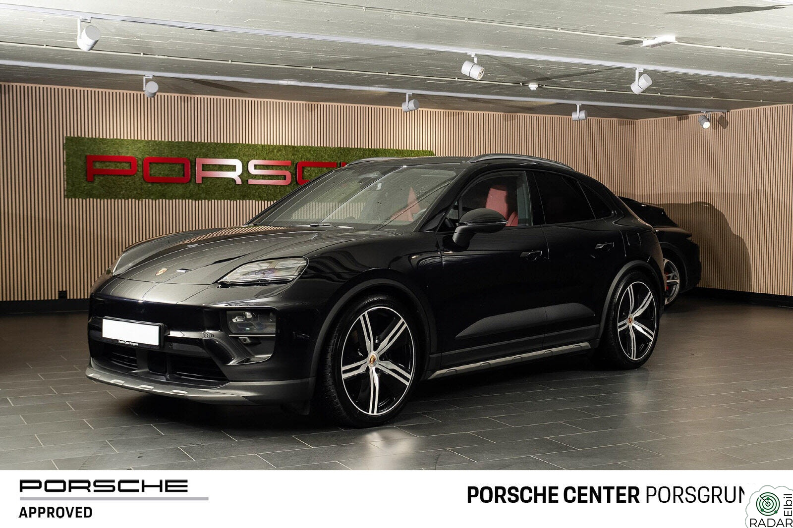 PORSCHE Macan 4 4 Matrix/18-veis/Offroad-pakke/22"/Chrono/Carbon/Krok++