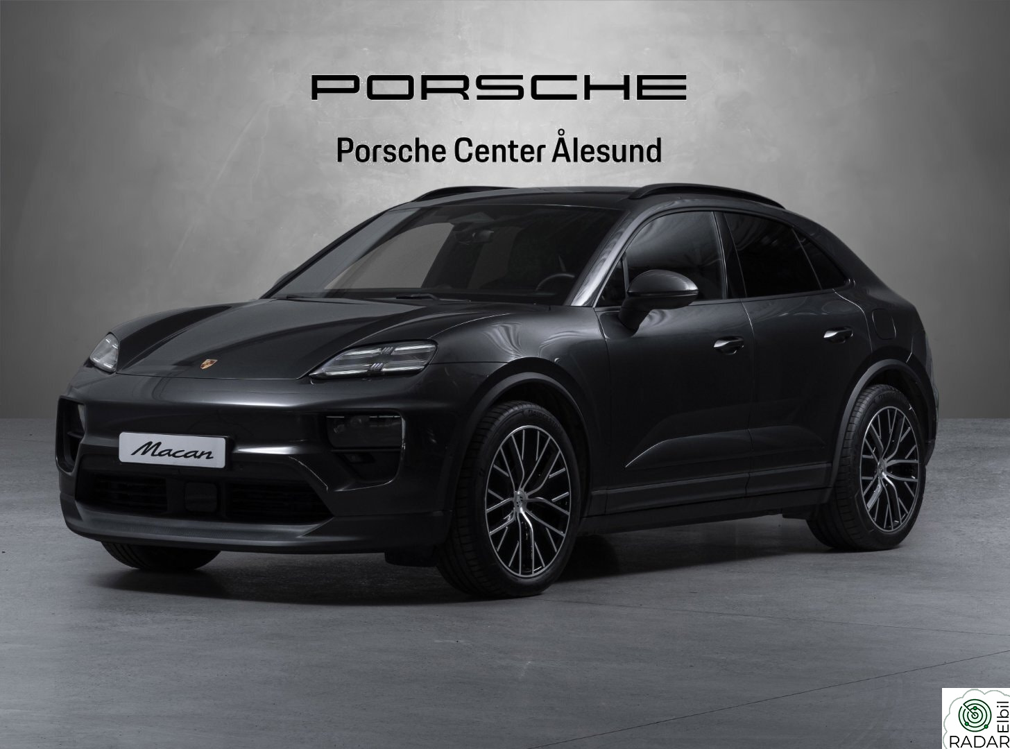 PORSCHE Macan 4 4 408HK,Krok,Matrix,BOSE,18-veis,Panoramatak,ComfAcc ++