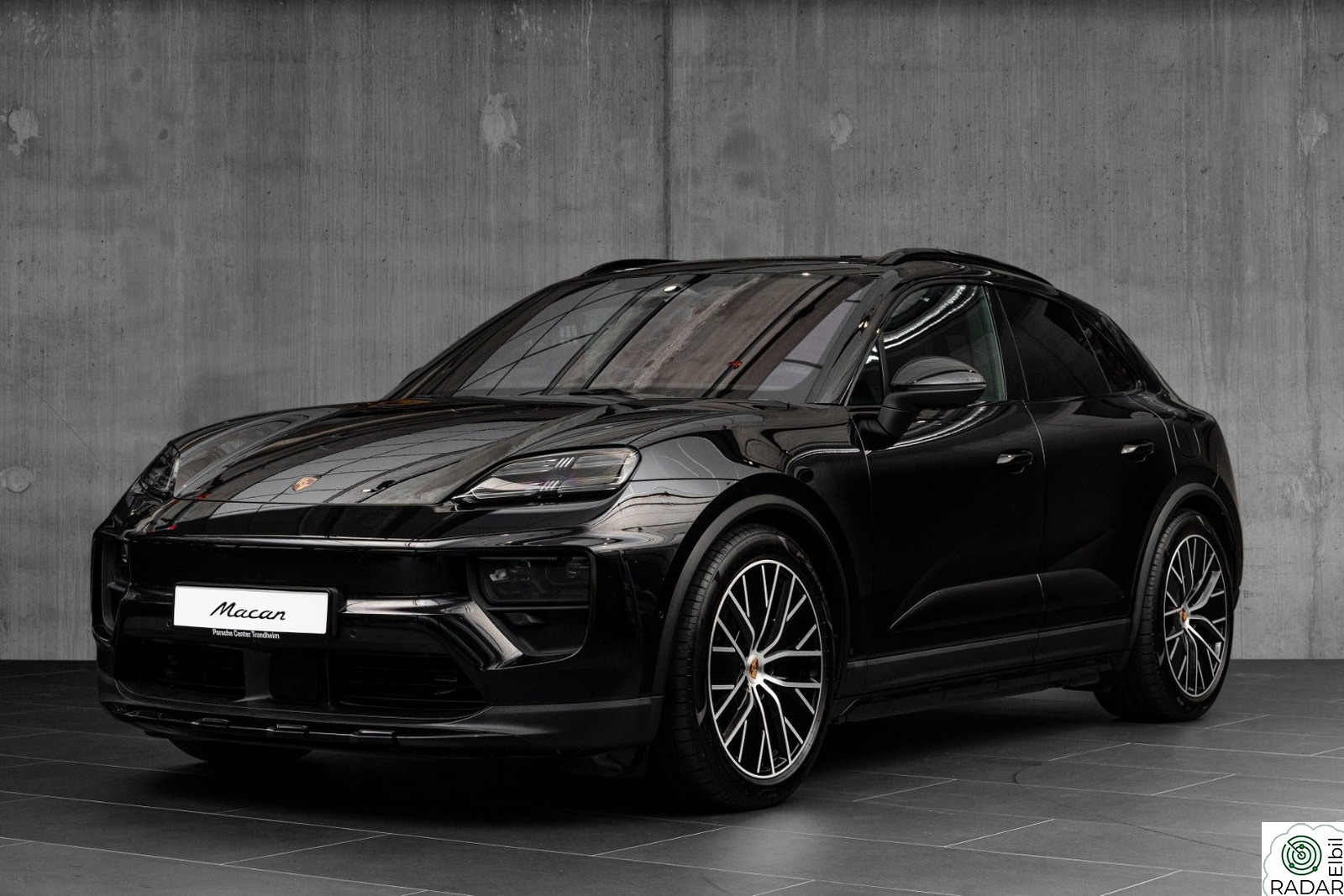 PORSCHE Macan 4 4 Offroad des, 18-v, Luft, Matrix, 360, Pano, BOSE++
