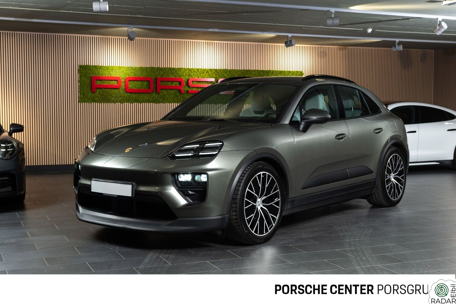 PORSCHE Macan 4 4/Bakhjulsstyring/SurroundView/18-veis/Krok/Matrix++