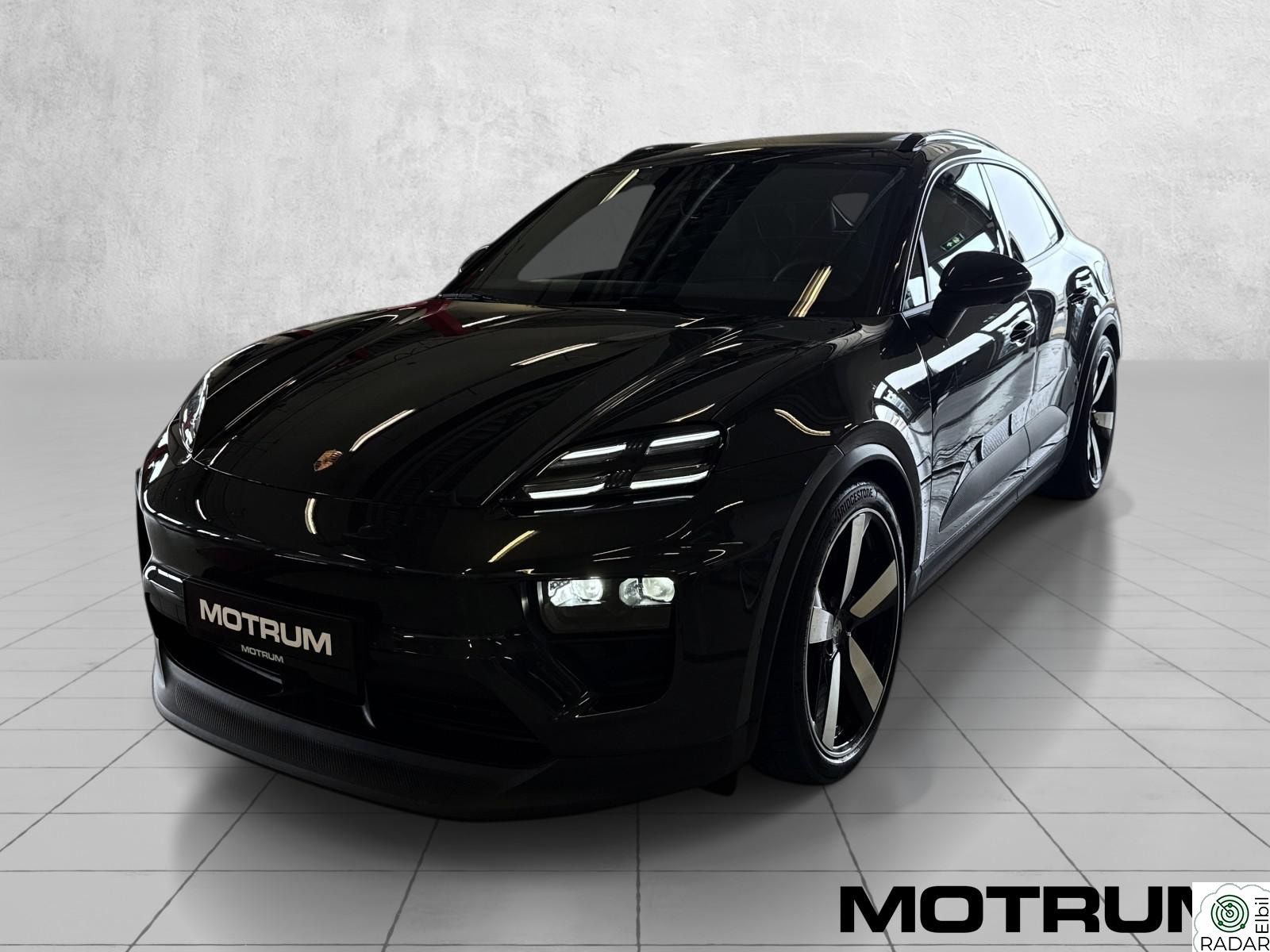PORSCHE Macan 4 18-V PASM BOSE H.Feste Panorama SurroundView ACC 22"