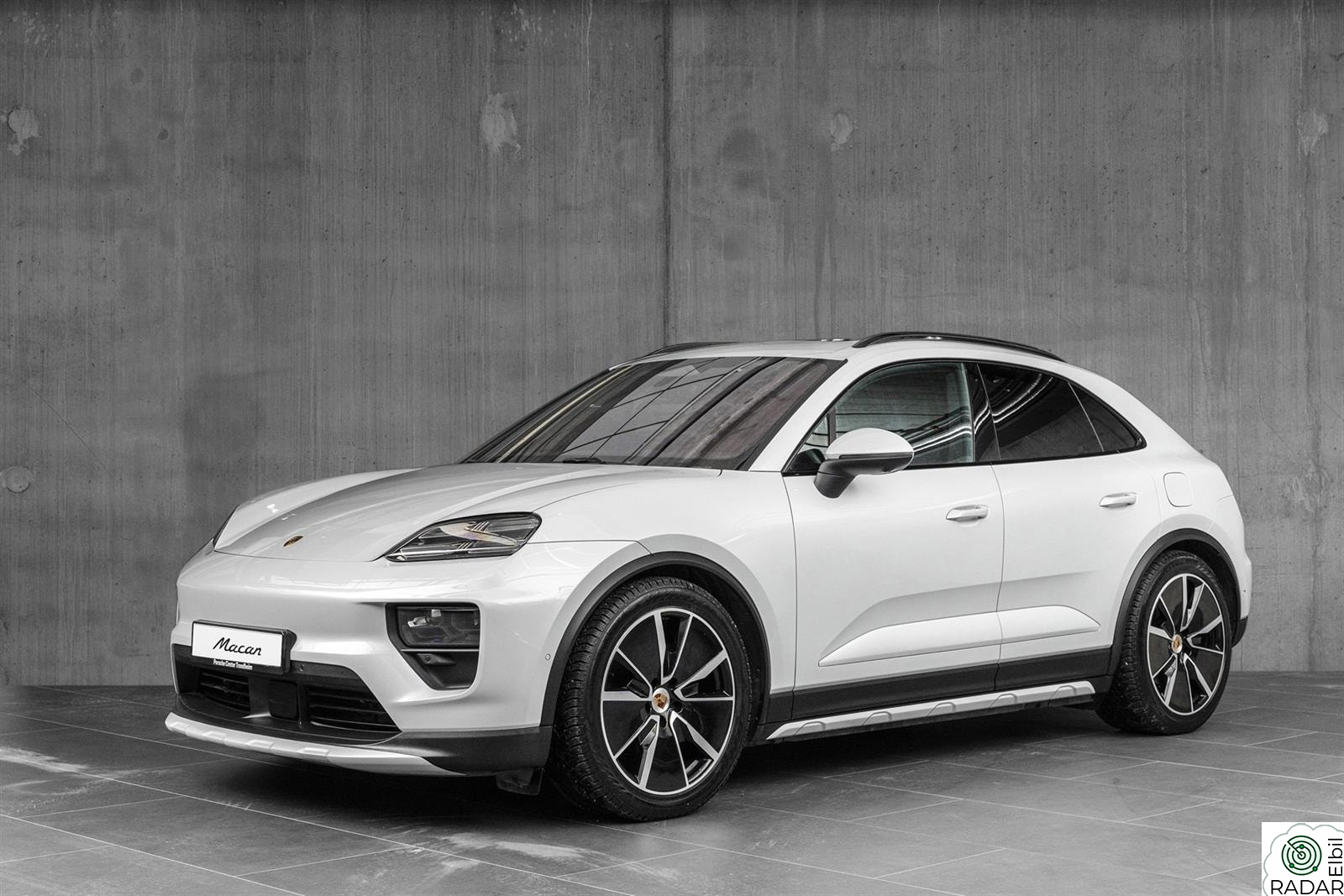 PORSCHE Macan 4 4 Offroad des. 18-v, 360, BOSE, Matrix, LUFT, 21"+++