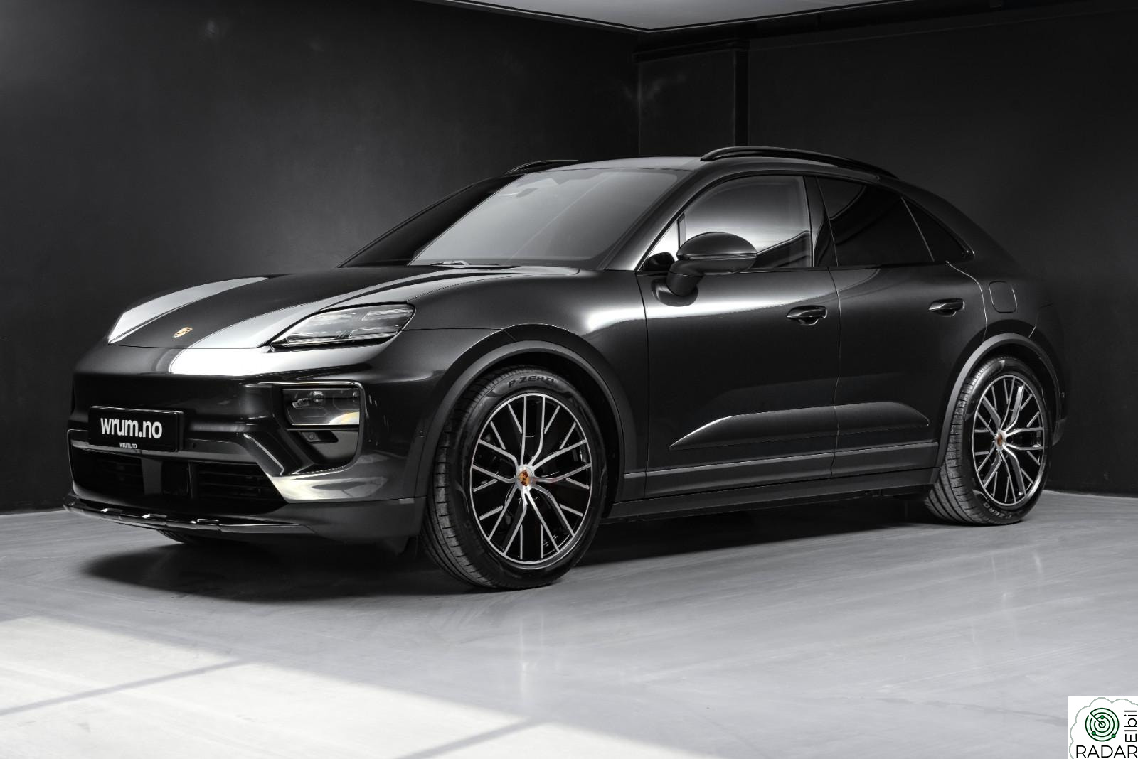 PORSCHE Macan 4 4 /Bakhjulsstyring/18.V/H.Feste/21"V/LED-Matrix/Bose