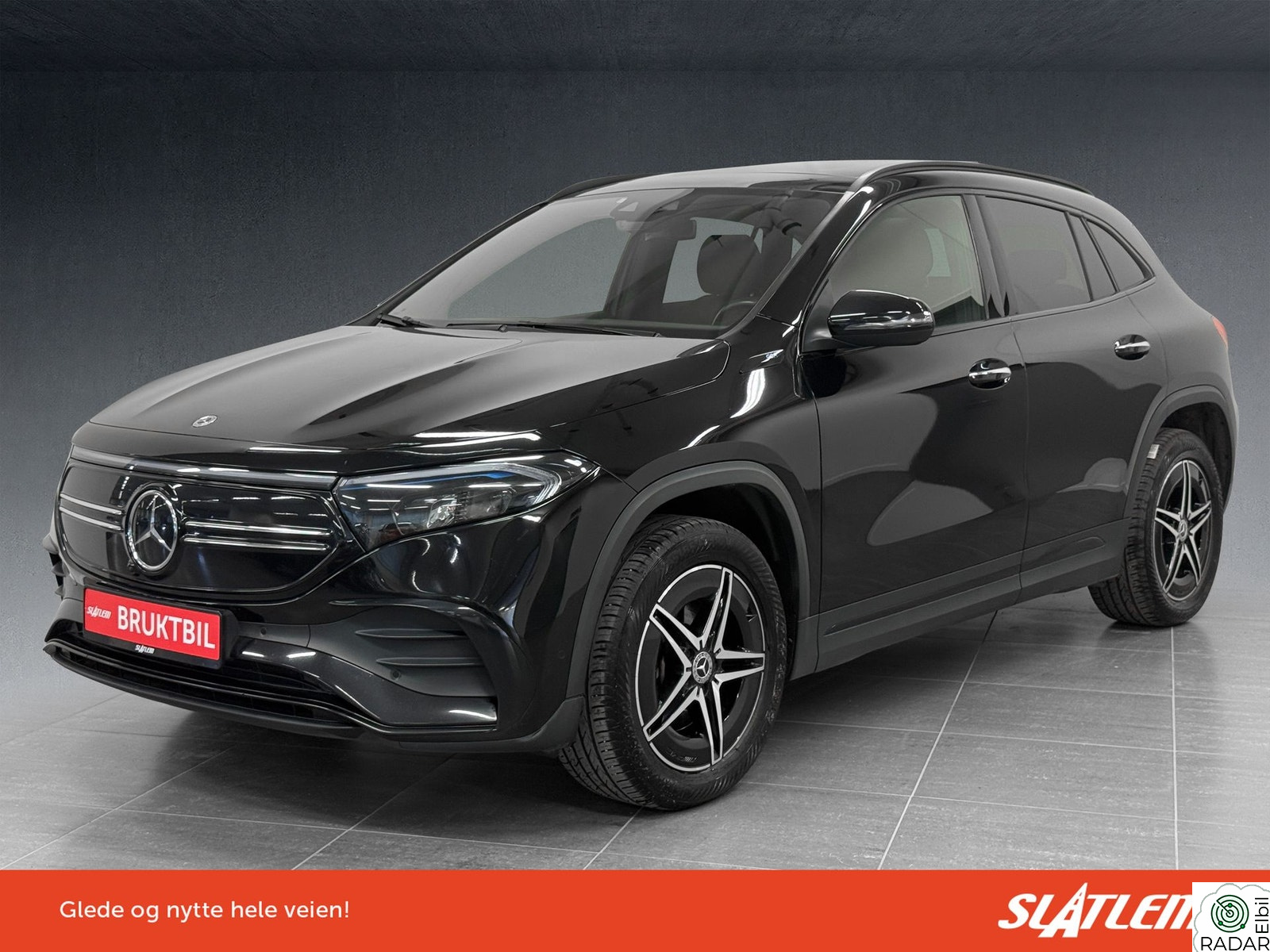 MERCEDES-BENZ EQA 300 4MATIC 300 4Matic AMG|NAVI/ACC/R.KAMERA/PANO/LED/CARPLAY/KROK