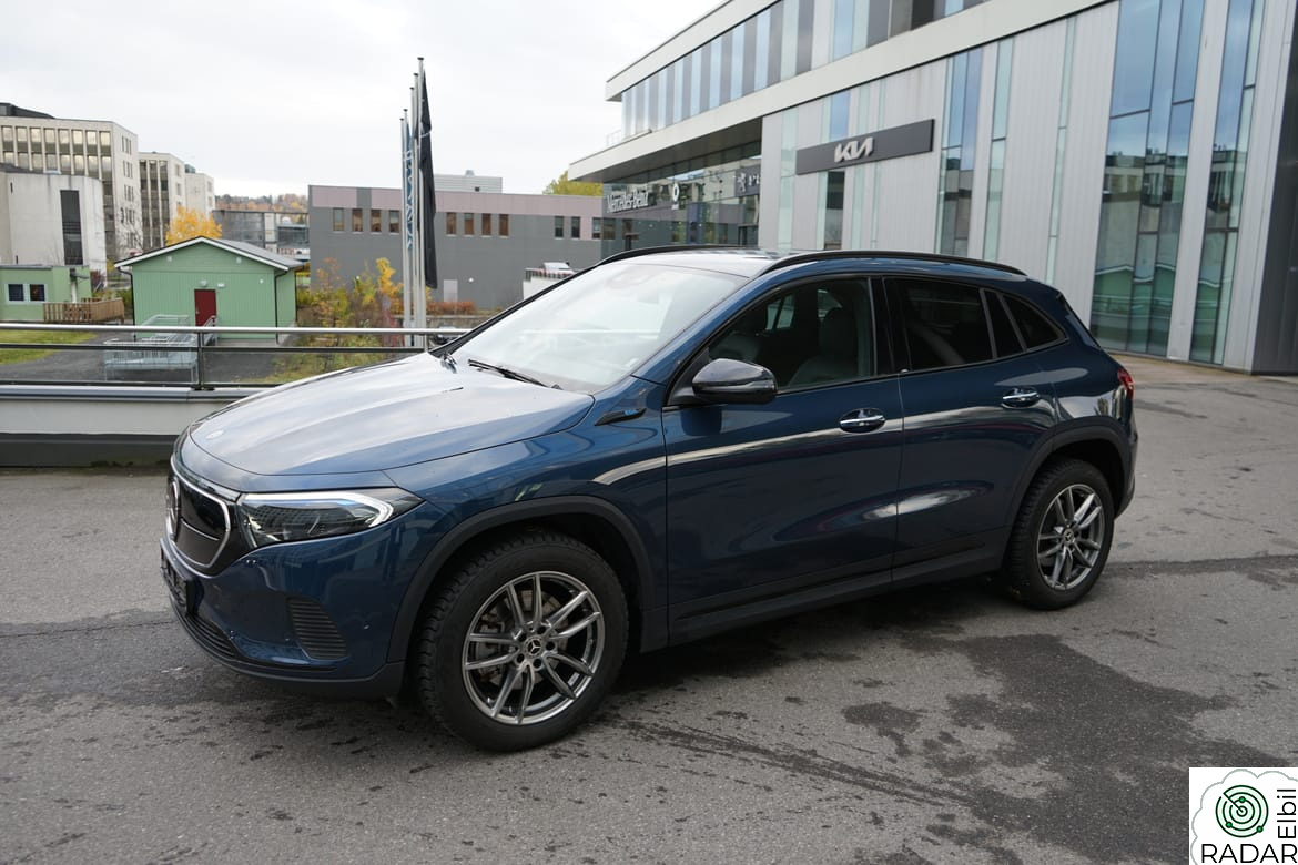 MERCEDES-BENZ EQA 300 4MATIC 300 4Matic / Godt utstyrt / Lav km !