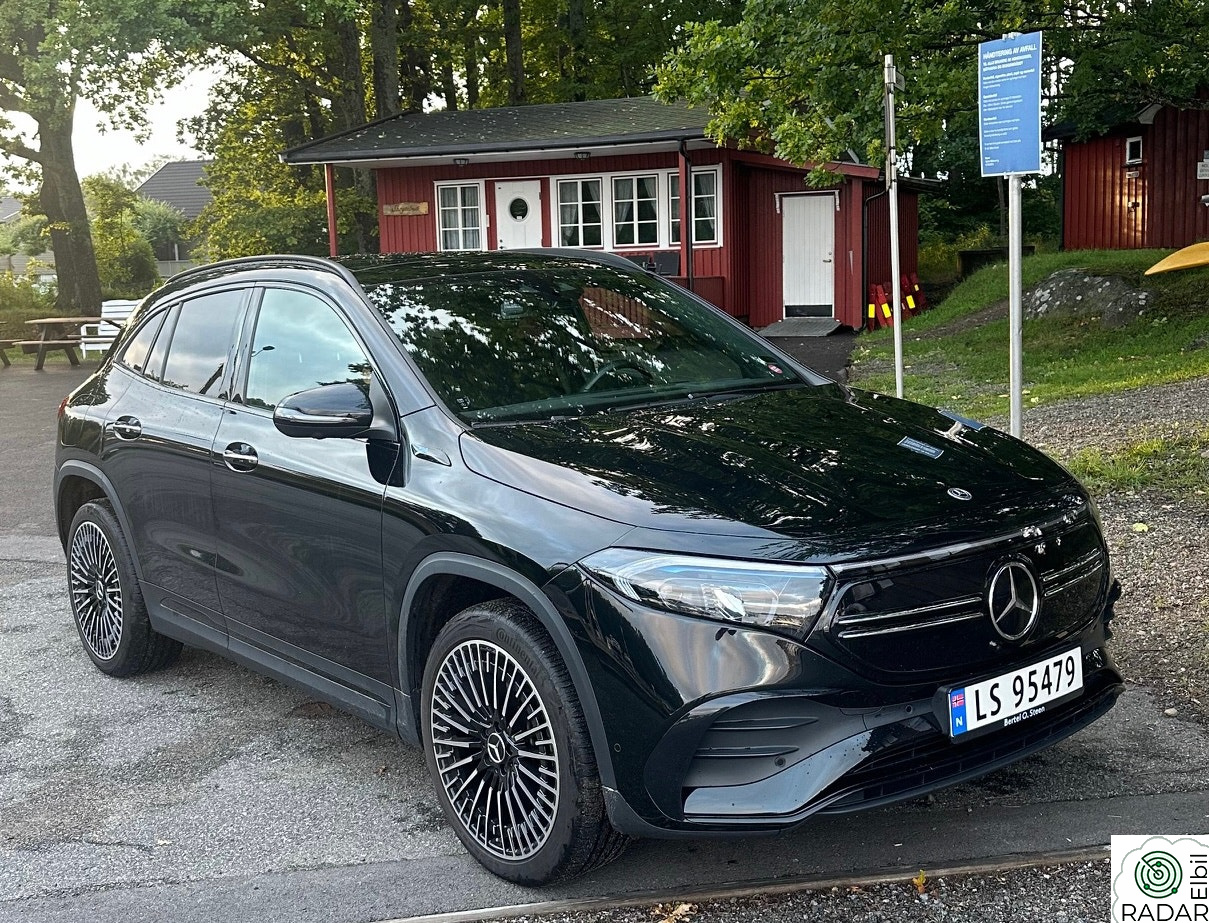 MERCEDES-BENZ EQA 300 4MATIC Mercedes EQA 300|AMG|Night Edition|Headup|PANO|Krok|360