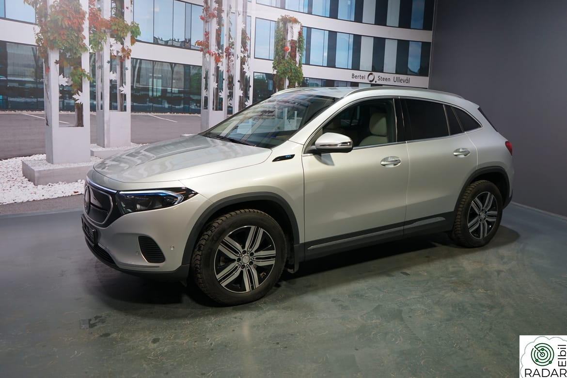 MERCEDES-BENZ EQA 300 4MATIC 300 4Matic / Godt utstyrt / Lav km !