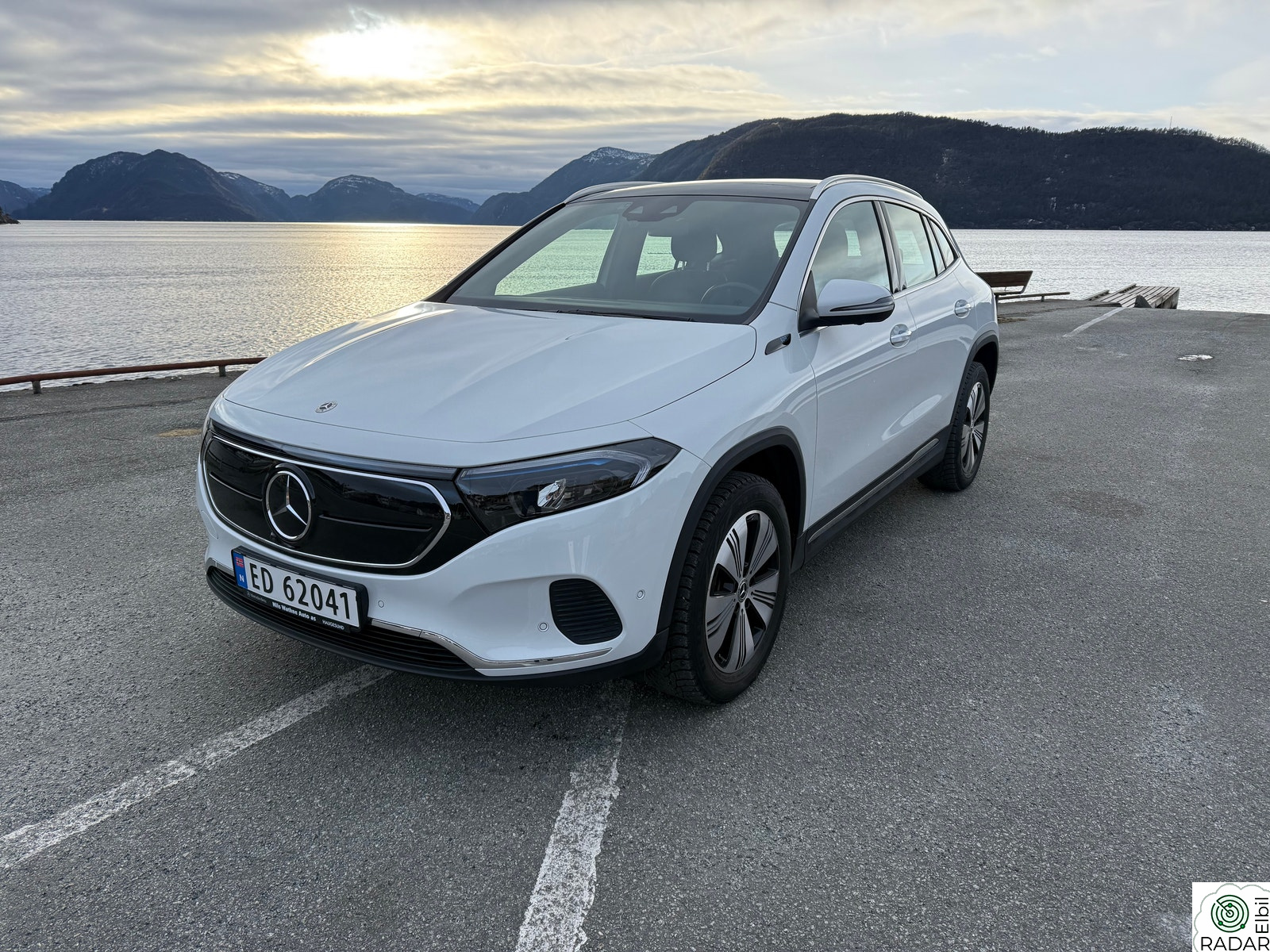 MERCEDES-BENZ EQA 300 4MATIC 300 4MATIC