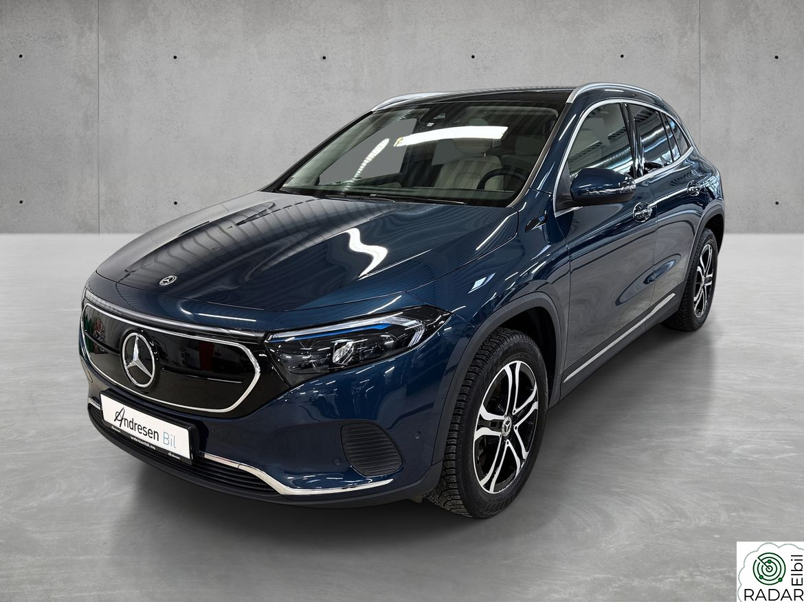 MERCEDES-BENZ EQA 300 4MATIC 300 4M Panorama soltak/Memory-seter/Carplay/
