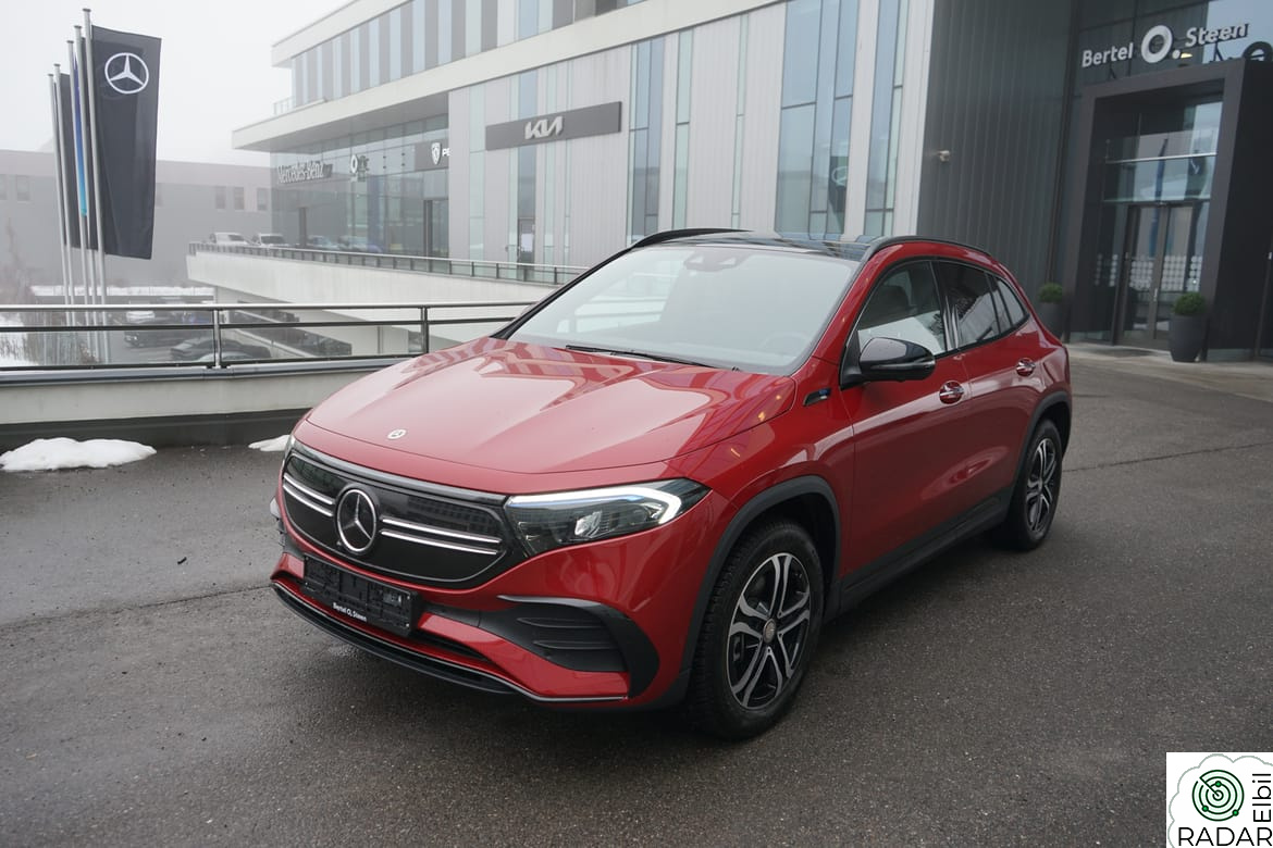 MERCEDES-BENZ EQA 300 4MATIC 300 4Matic / "fullutstyrt" / Lav km !
