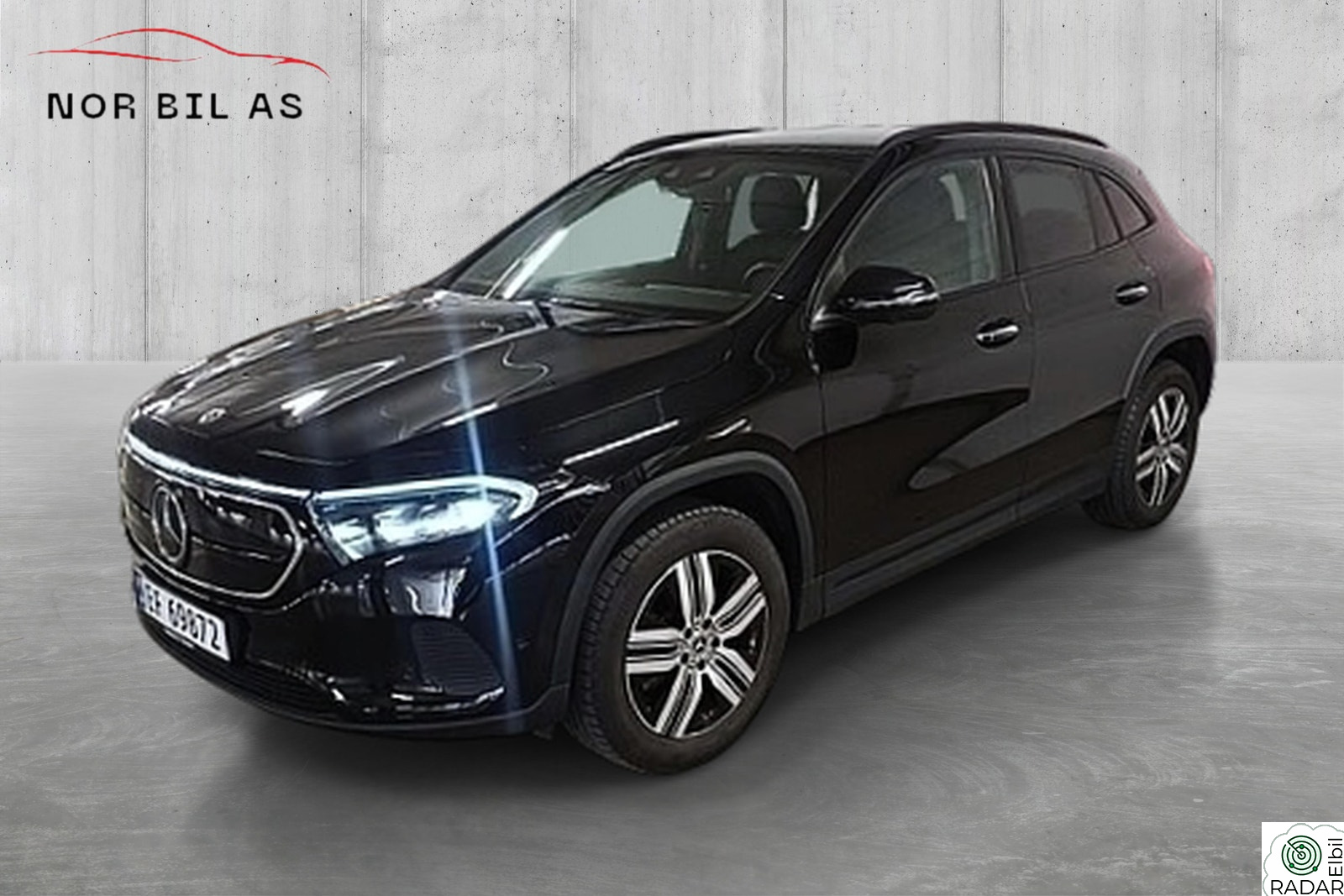 MERCEDES-BENZ EQA 300 4MATIC 300 4MATIC | Hengerfeste