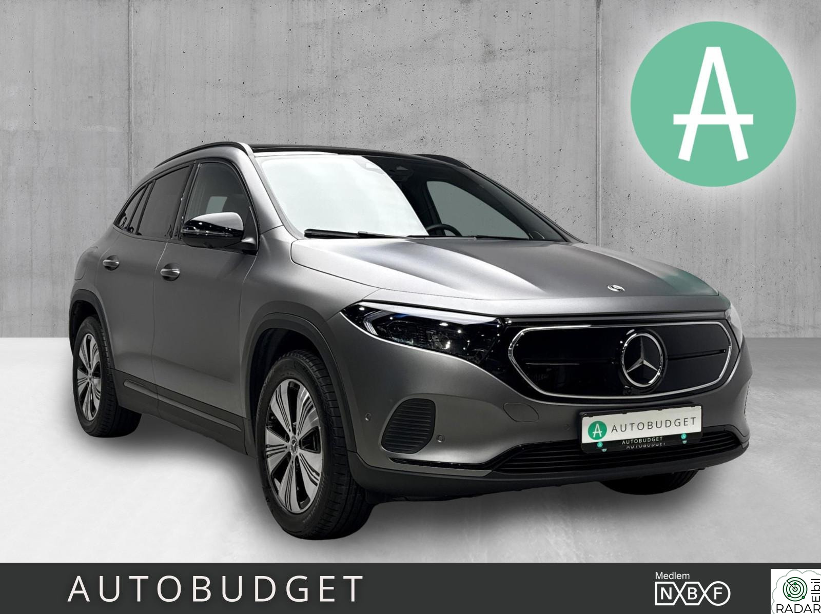 MERCEDES-BENZ EQA 300 4MATIC Panorama/ Skinn/ 360/ Burmester/ Memory/ Acc / Krok