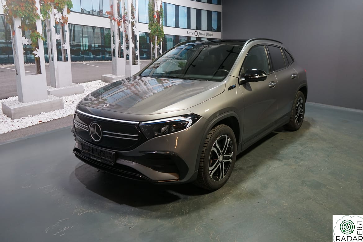 MERCEDES-BENZ EQA 300 4MATIC 300 4Matic AMG / Nattpakke  spesielt godt utstyrt