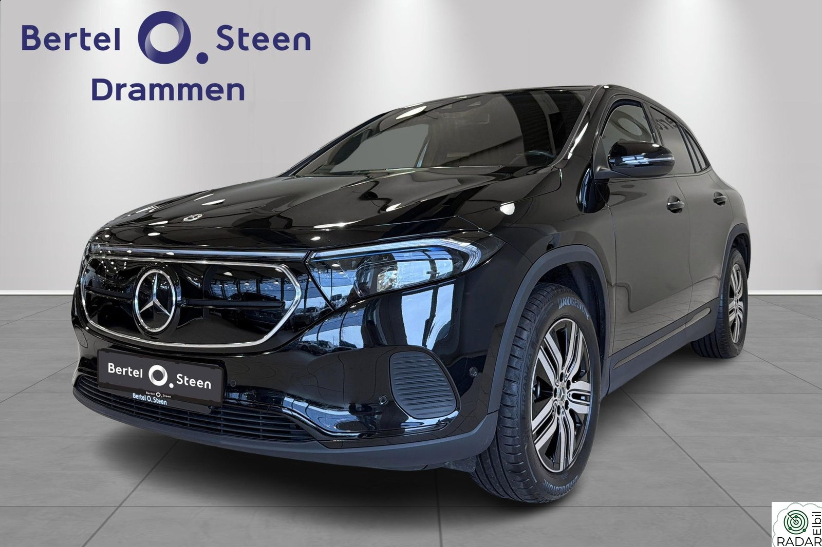 MERCEDES-BENZ EQA 300 4MATIC Progressive/Hengerfeste/ACC/Rattvarme
