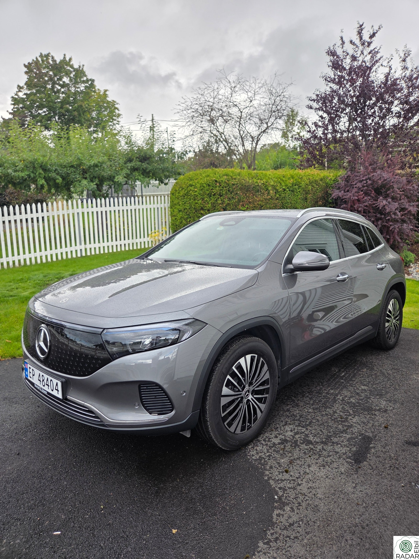 MERCEDES-BENZ EQA 300 4MATIC 300 4MATIC