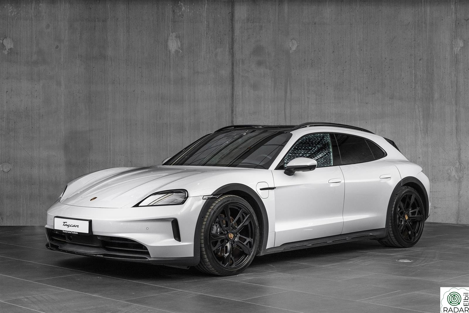 PORSCHE Taycan 4 4 18-v, 21", HD-Matrix, BOSE, HUD, 360++