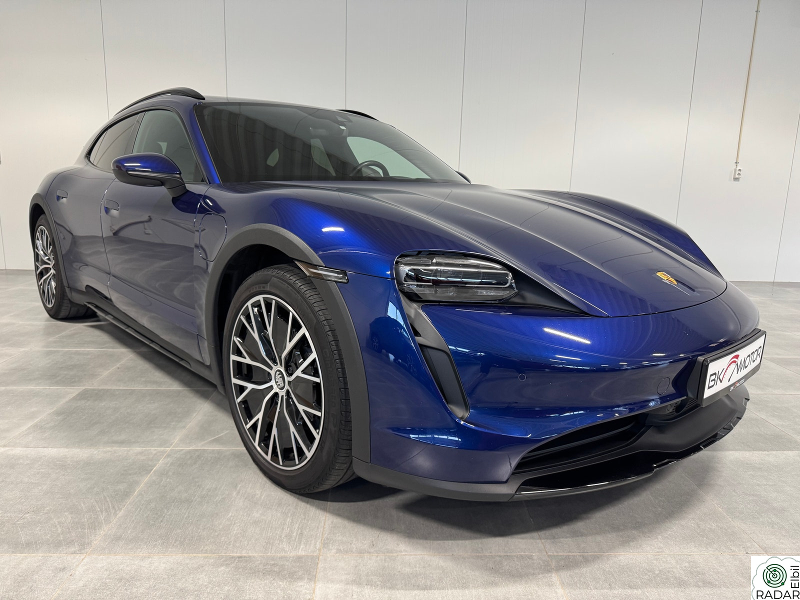PORSCHE Taycan 4 Cross Turismo 476hk/ Sport Chrono/ 18-veis/ PASM/ PDSL+