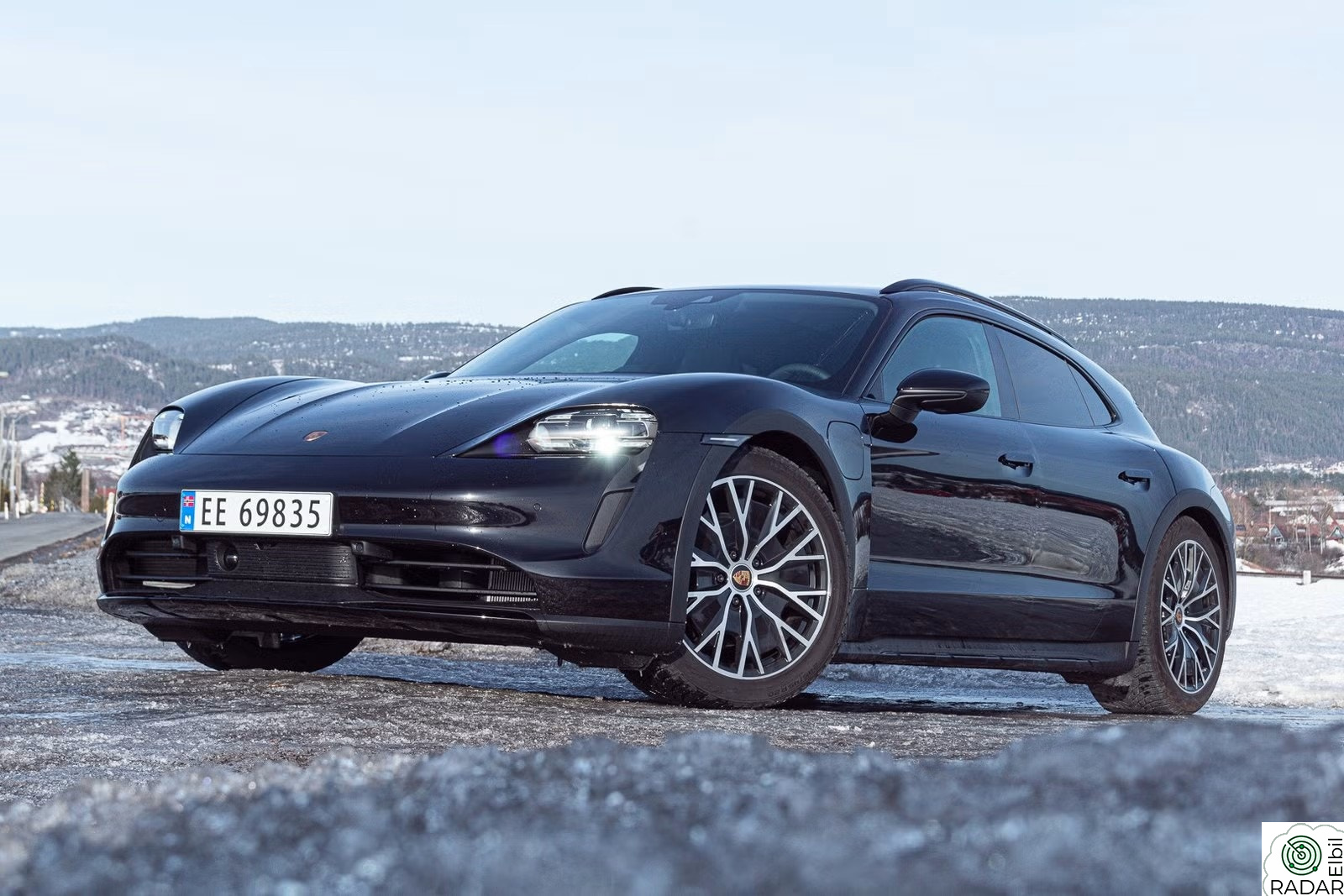 PORSCHE Taycan 4 4 Cross Turismo