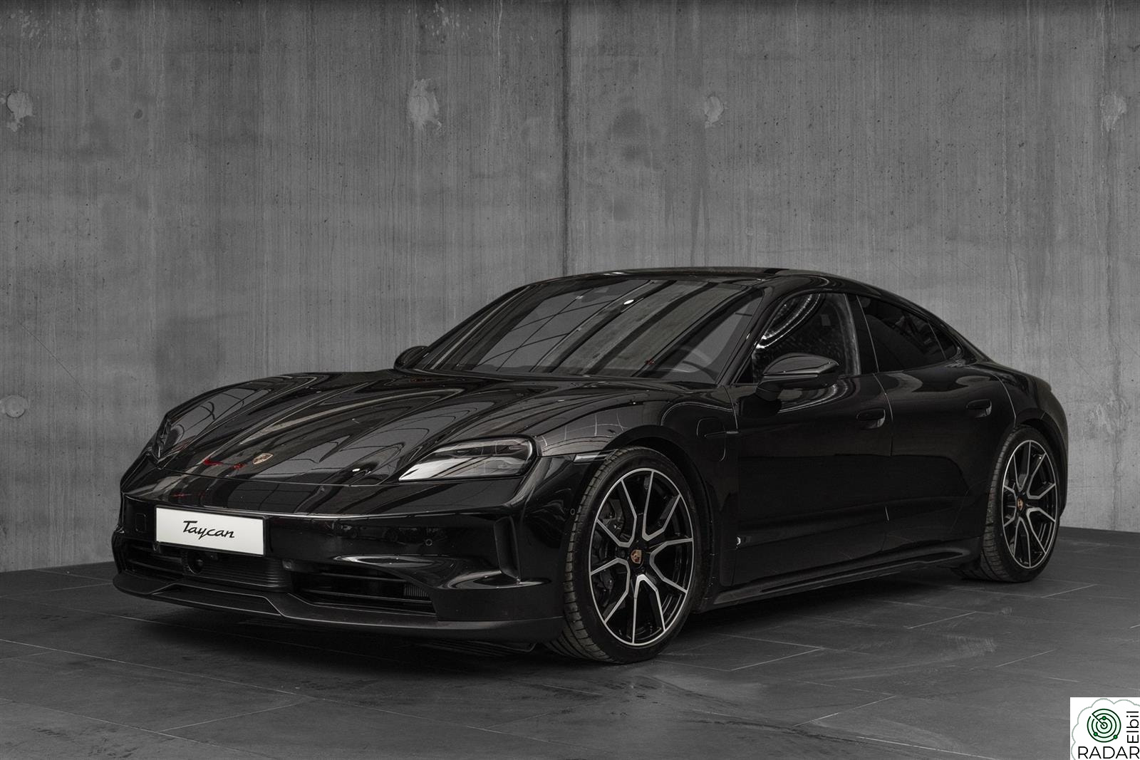 PORSCHE Taycan 4 4 Overtagelse av leasingavtale.