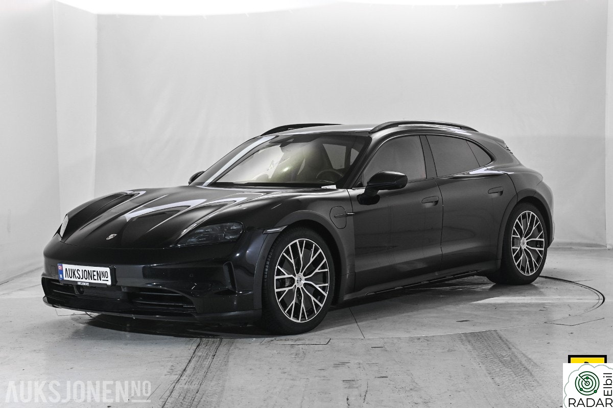 PORSCHE Taycan 4 4 ACC SPORT CHRONO MATRIX BOSE PANO 360-KAMERA