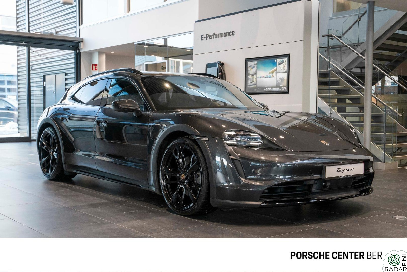 PORSCHE Taycan 4 4 Cross Turismo/Sport Chrono/18-way/KEYLESS
