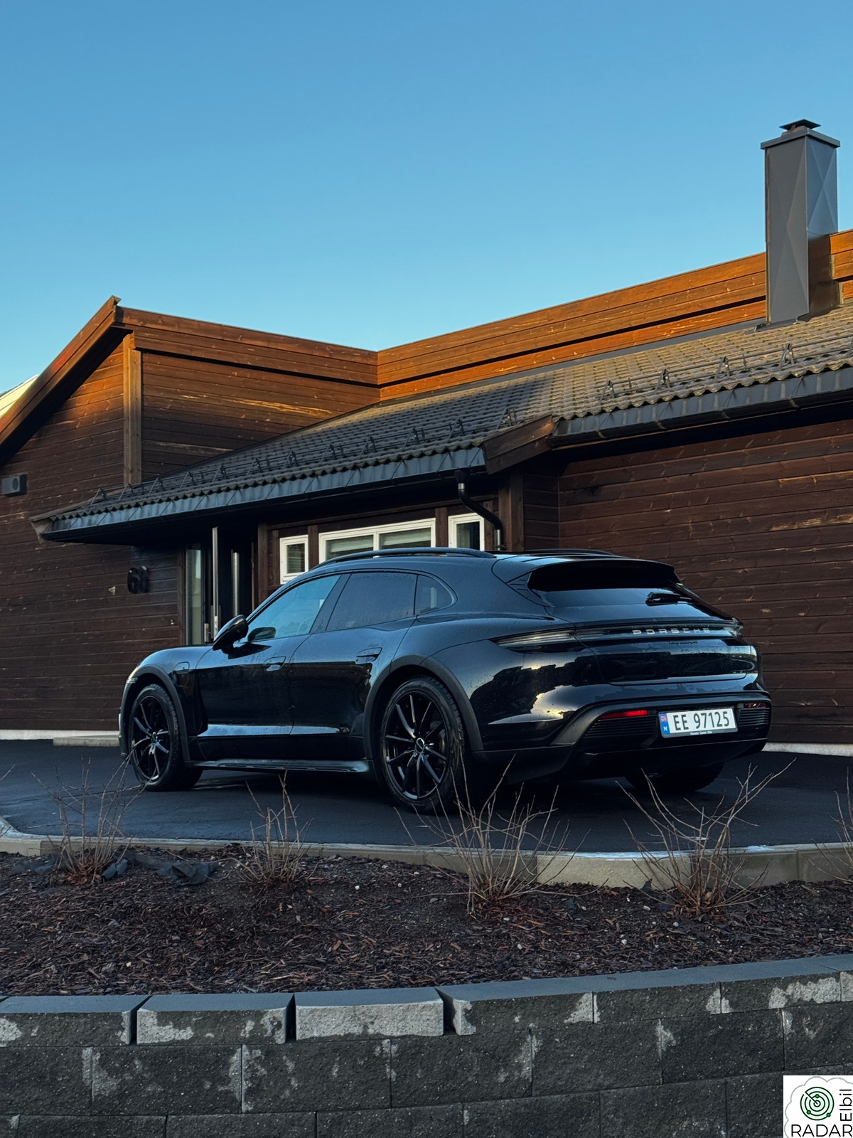PORSCHE Taycan 4 Cross Turismo
