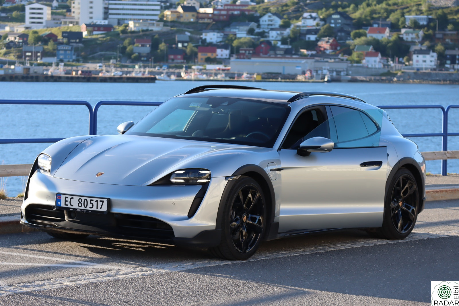 PORSCHE Taycan 4 4 Cross Turismo