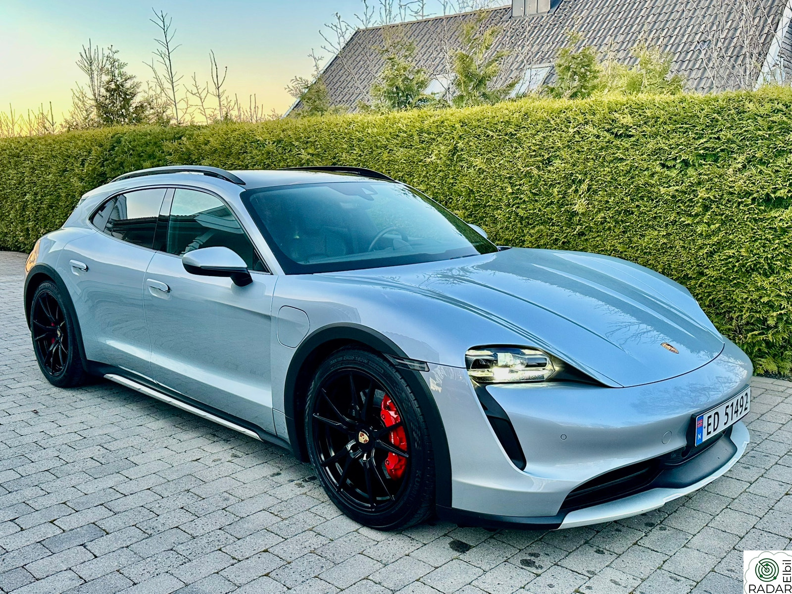 PORSCHE Taycan 4 Porsche Taycan 4 Cross Turismo