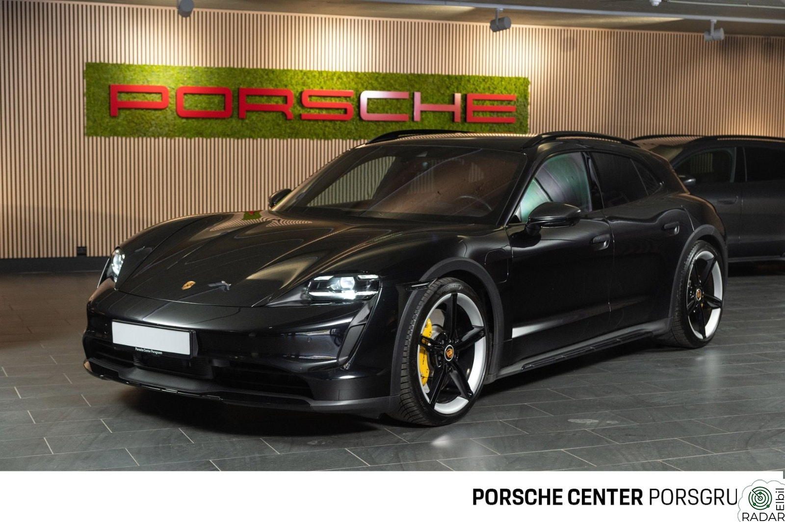 PORSCHE Taycan 4 4 Ekstr.utstyr kr652000/Night/Rear-axel/18-vei/BOSE/HUD