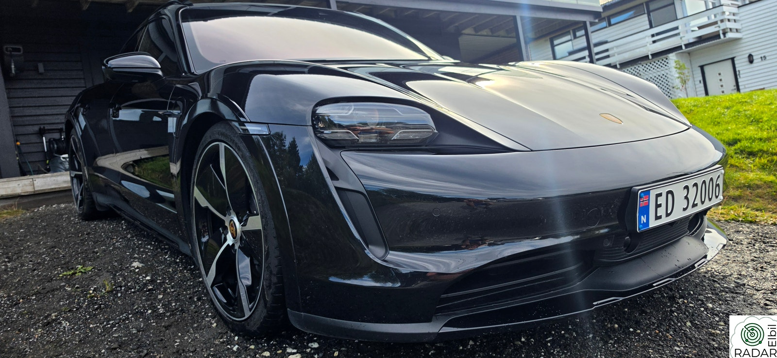 PORSCHE Taycan 4 PAW, massasje, rear-Ax, Matrix+++++