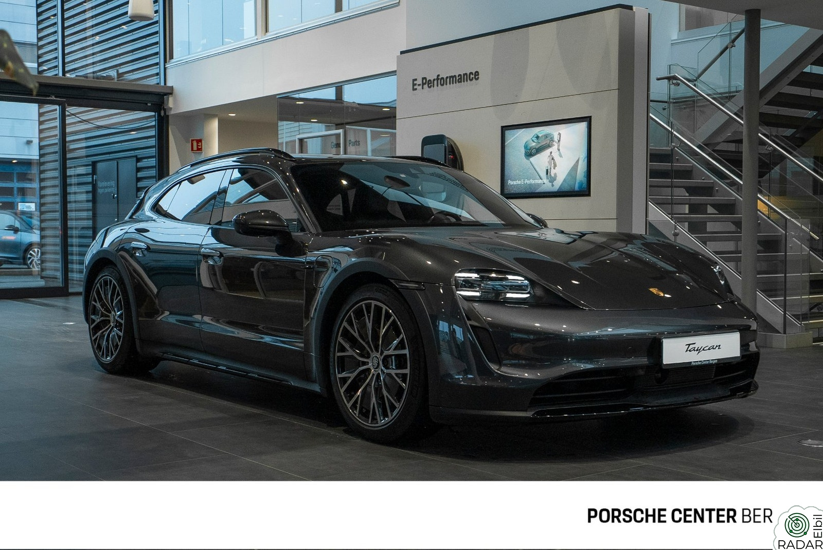PORSCHE Taycan 4 4 Cross Turismo/18-veis/BOSE®/Sport Chrono/Surround k.