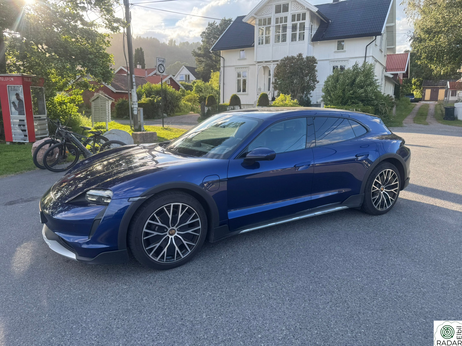 PORSCHE Taycan 4 4 Cross Turismo