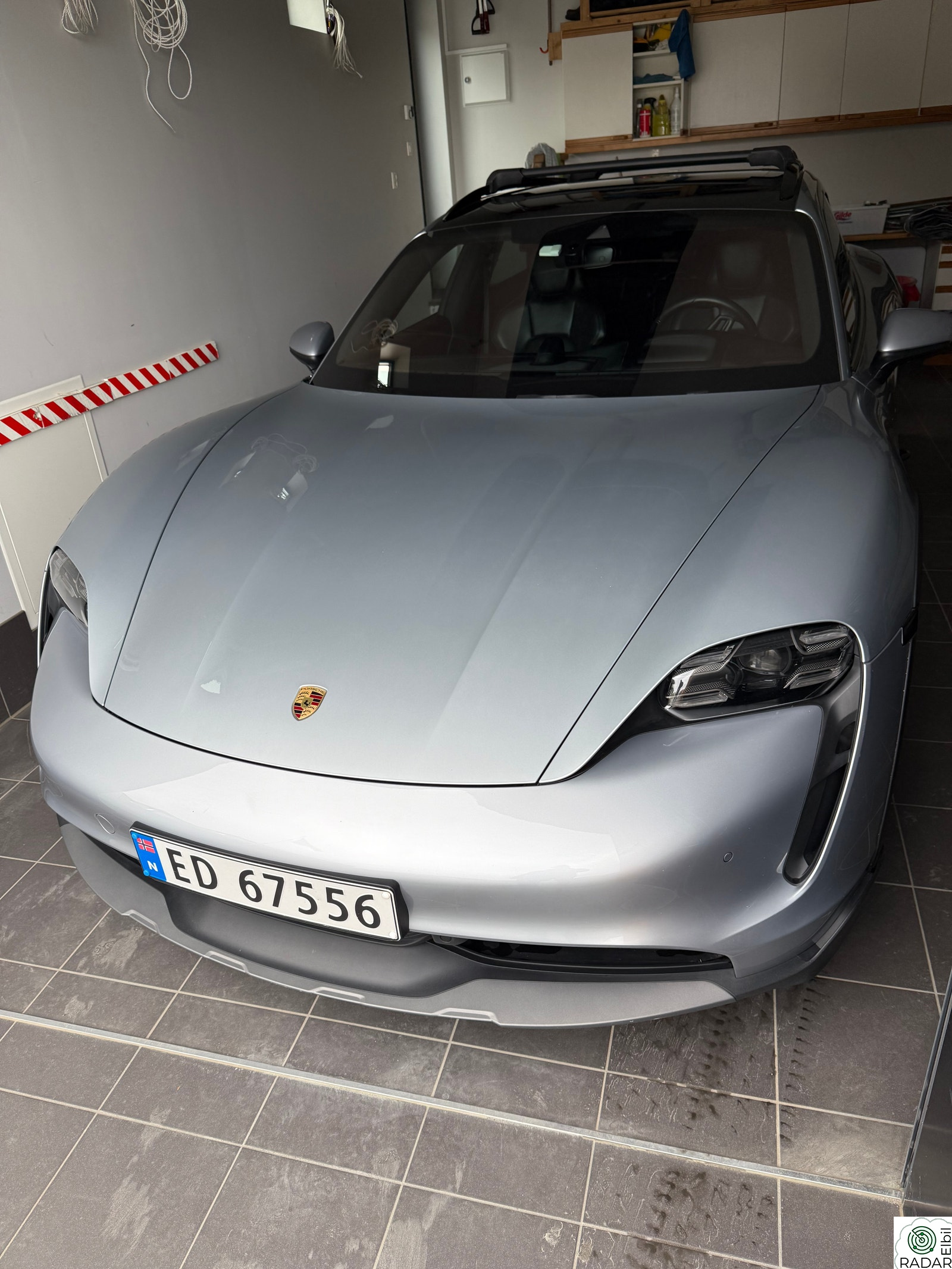 PORSCHE Taycan 4 CT4/Panorama/HUD/18veis/Bakakselstyring