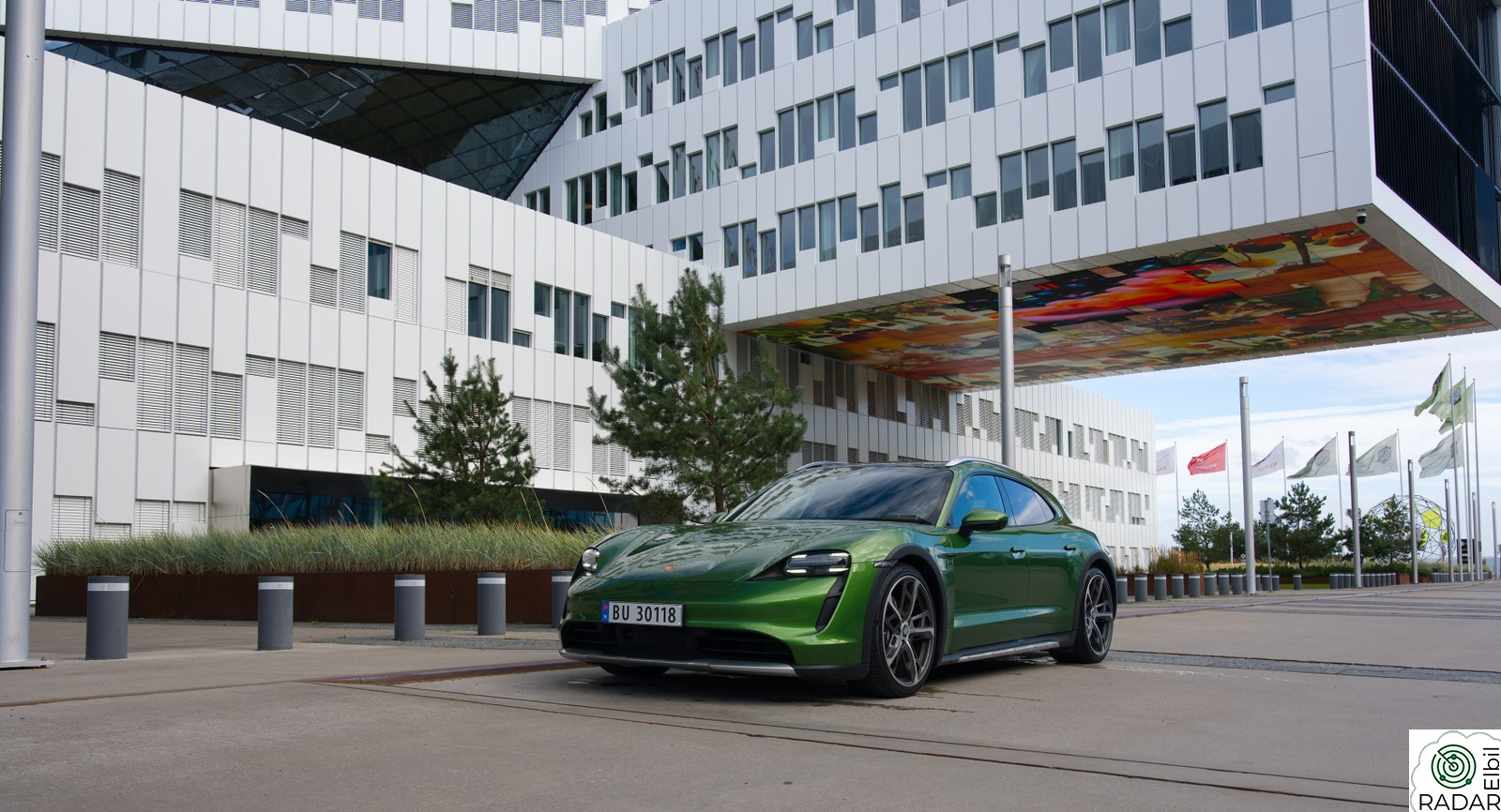 PORSCHE Taycan 4 Cross Turismo