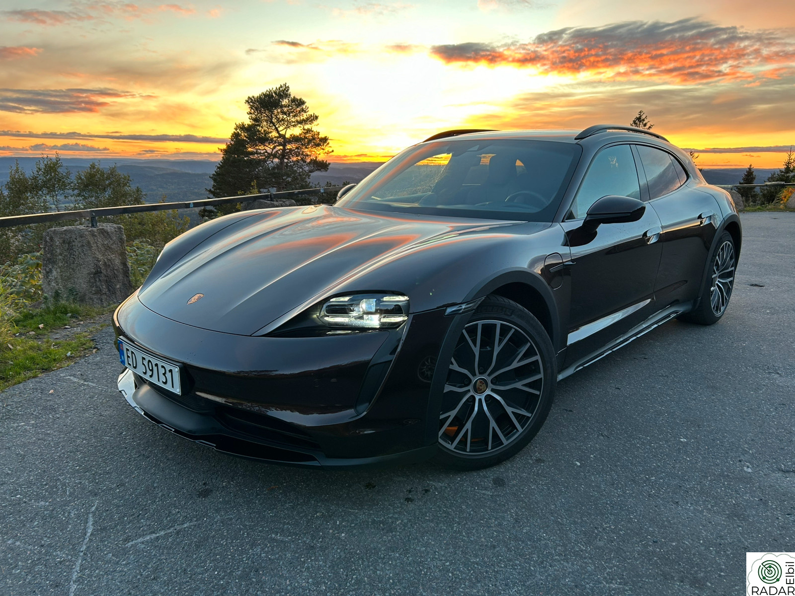 PORSCHE Taycan 4 Cross Turismo | 18v | rear axel | panorama | Bose |