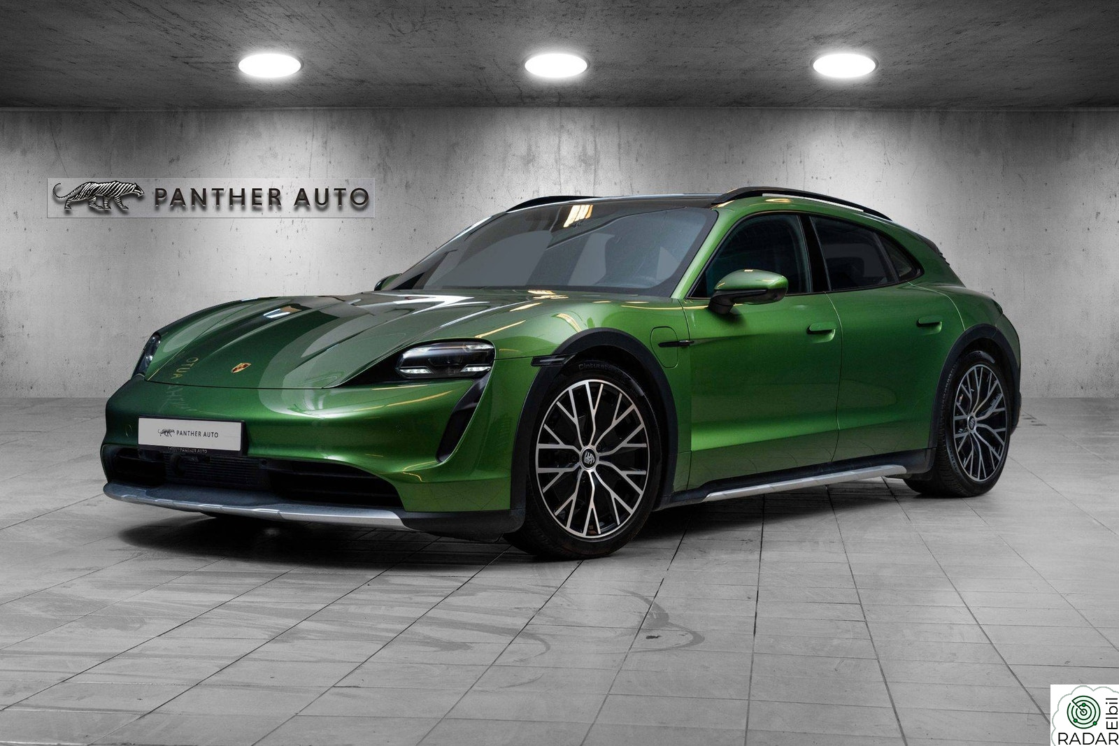 PORSCHE Taycan 4 PB+ | PDCC | Rear Axle Steer | BOSE | 360 | 18V | ACC++
