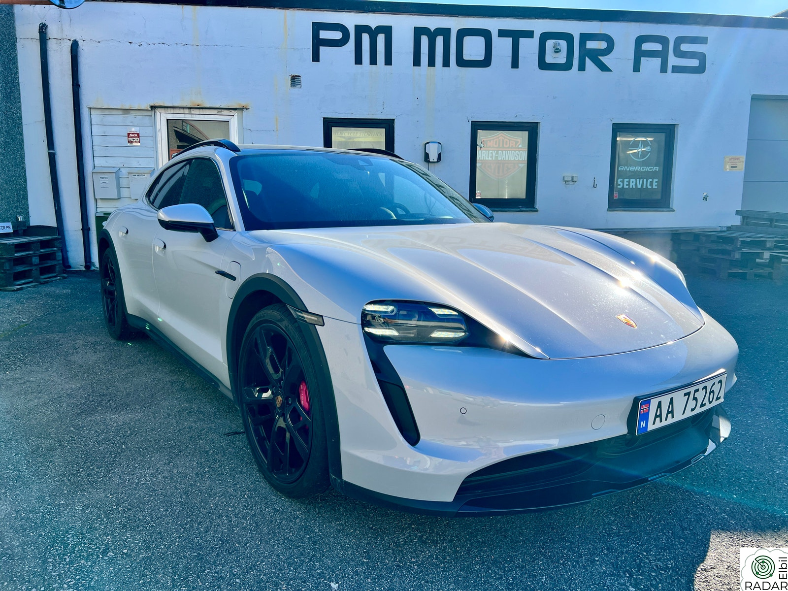PORSCHE Taycan 4 4 Cross Turismo /SPORTSLYD/PASS.SKJERM/ACC/SP.CHRONO ++