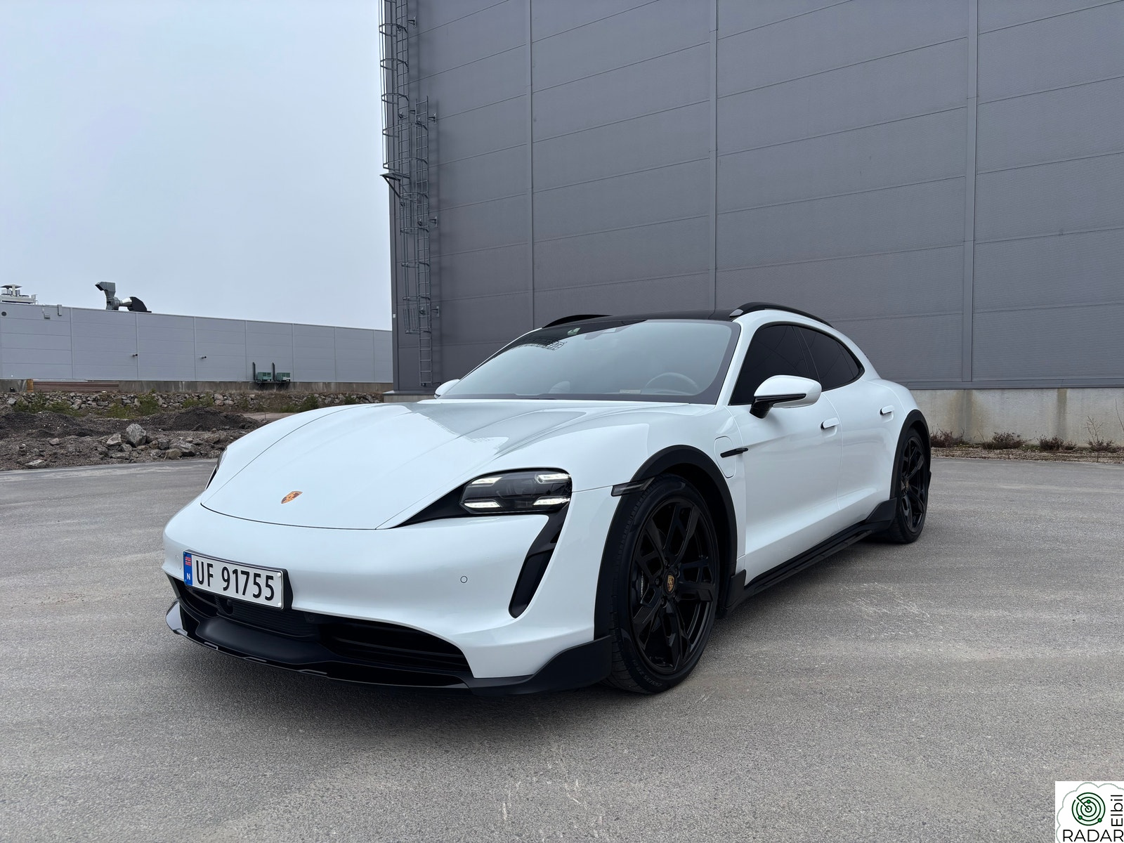 PORSCHE Taycan 4 Cross Turismo/18veis/21"/BOSE/S.Chrono/PDLS/Pano/ACC