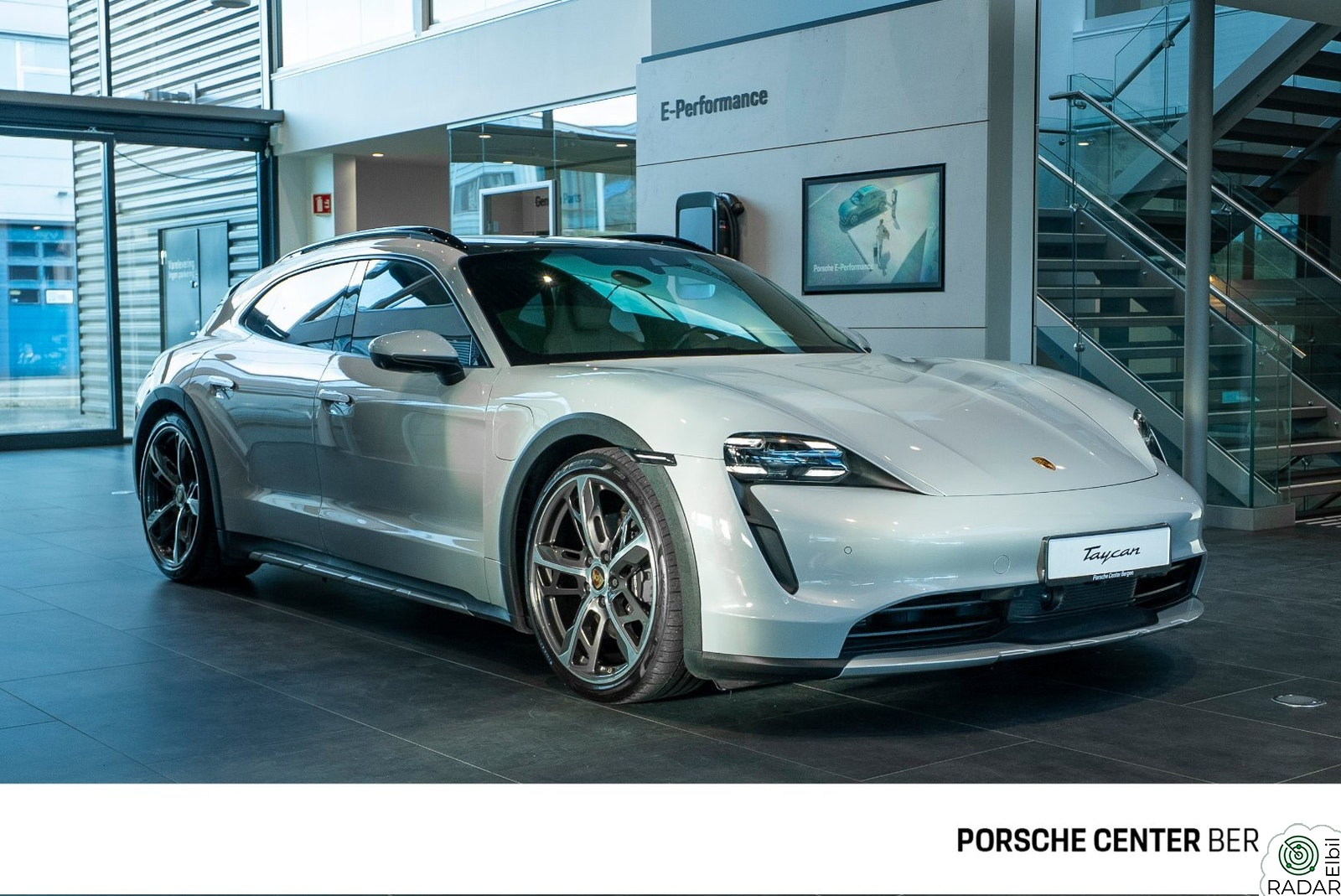 PORSCHE Taycan 4 4 Cross Turismo/Head-Up Display/BOSE®/18-way/
