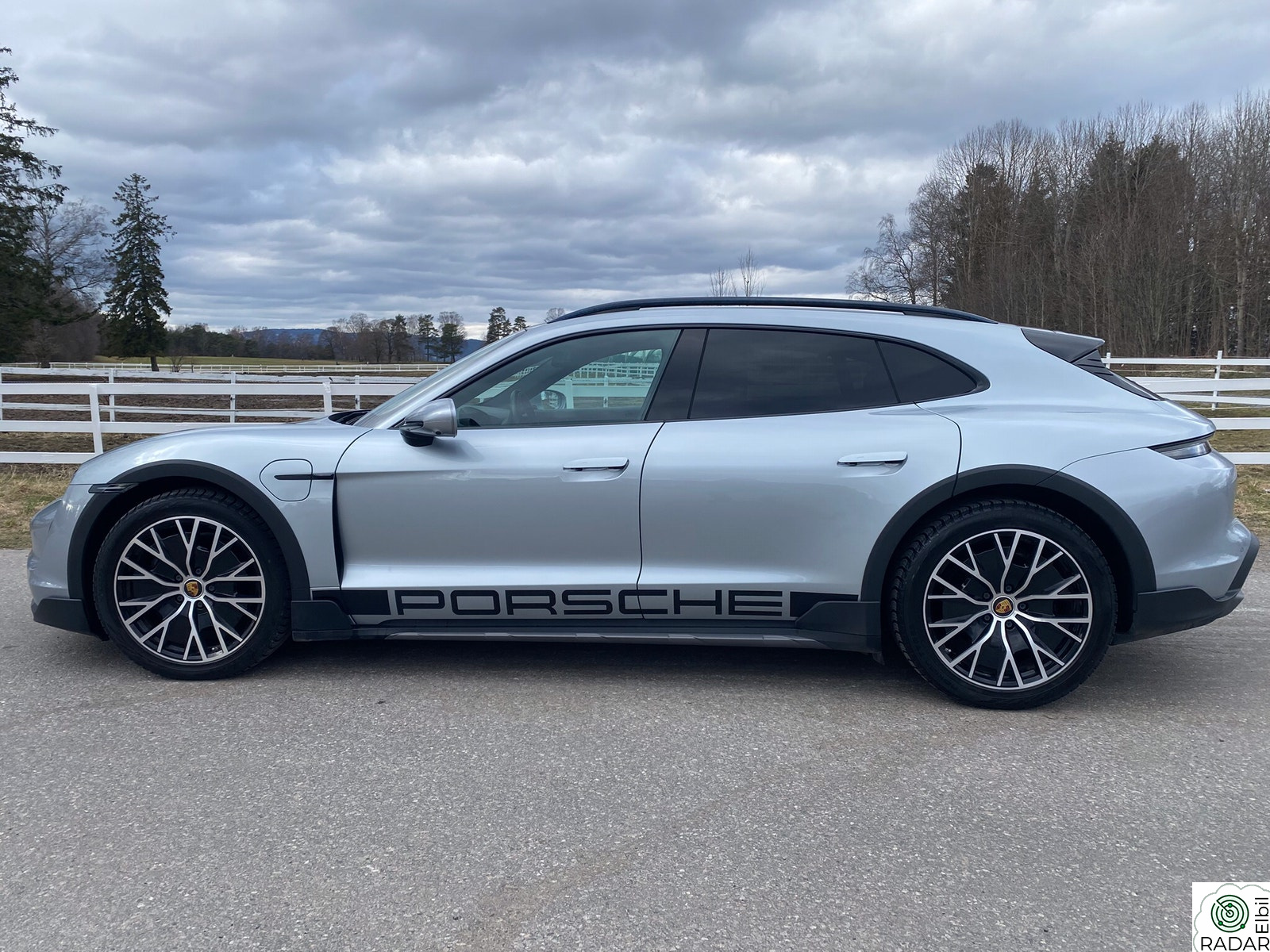 PORSCHE Taycan 4 4 CROSS TURISMO OFF ROAD/ CHRONO/18.VEIS/BOSE