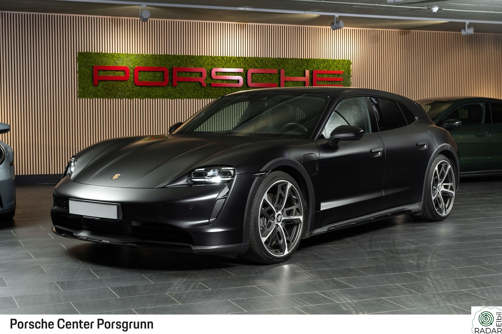 PORSCHE Taycan 4 4 Cross Turismo BOSE/Pano/ACC/Sport-chrono/+++