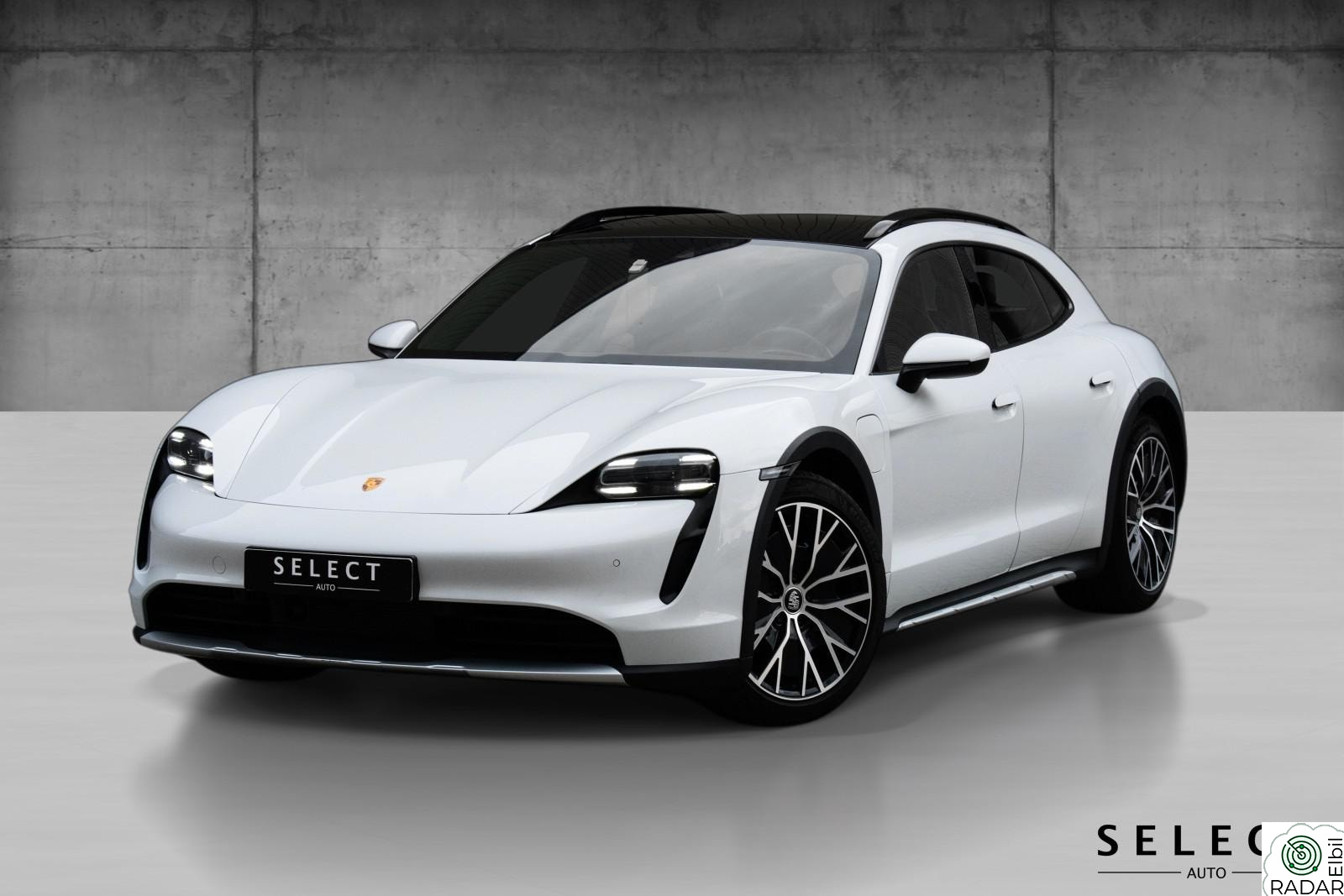 PORSCHE Taycan 4 PDLS PLUS/CRONO/BOSE/PANORAMA/LUFT/ACC/GARANTI/