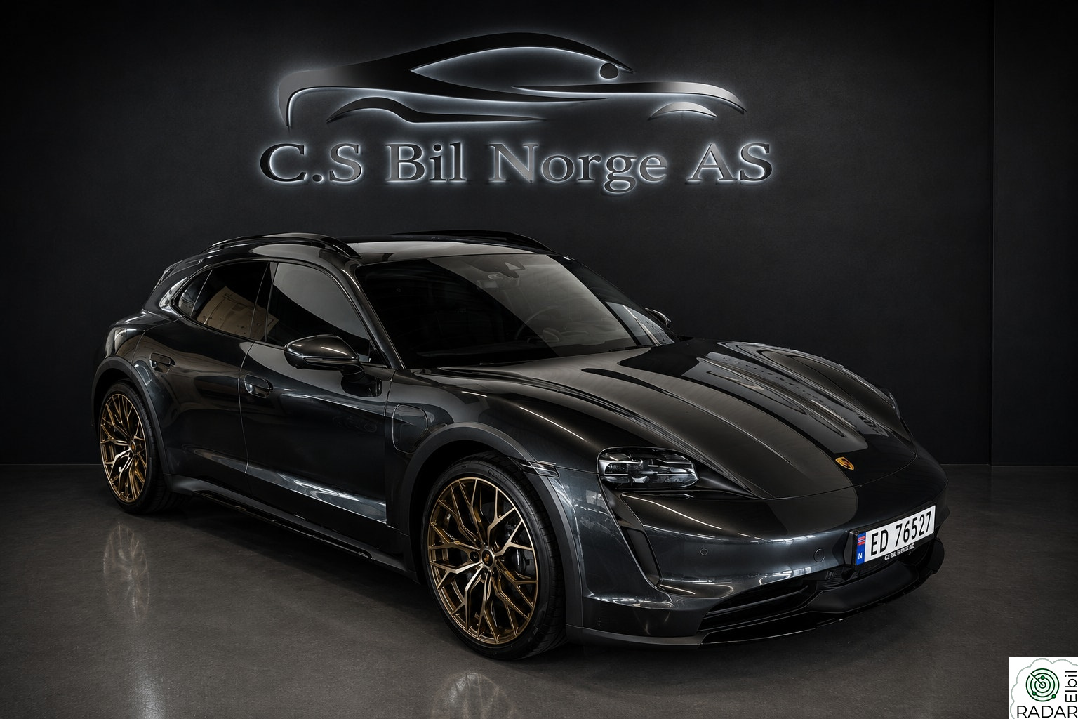 PORSCHE Taycan 4 4 Cross Turismo Sport Chrono, Bose, 18veis +++