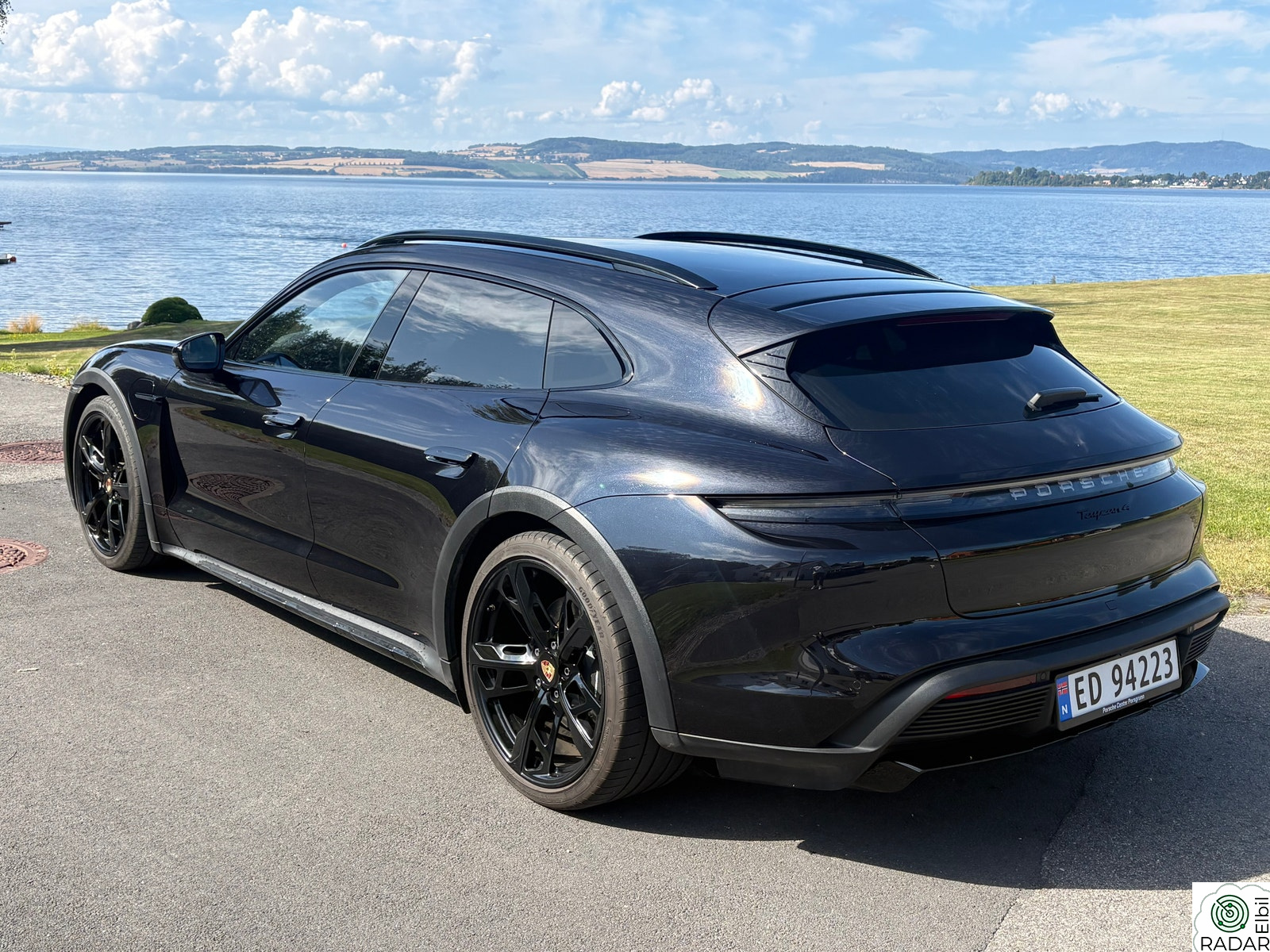 PORSCHE Taycan 4 4 Cross Turismo