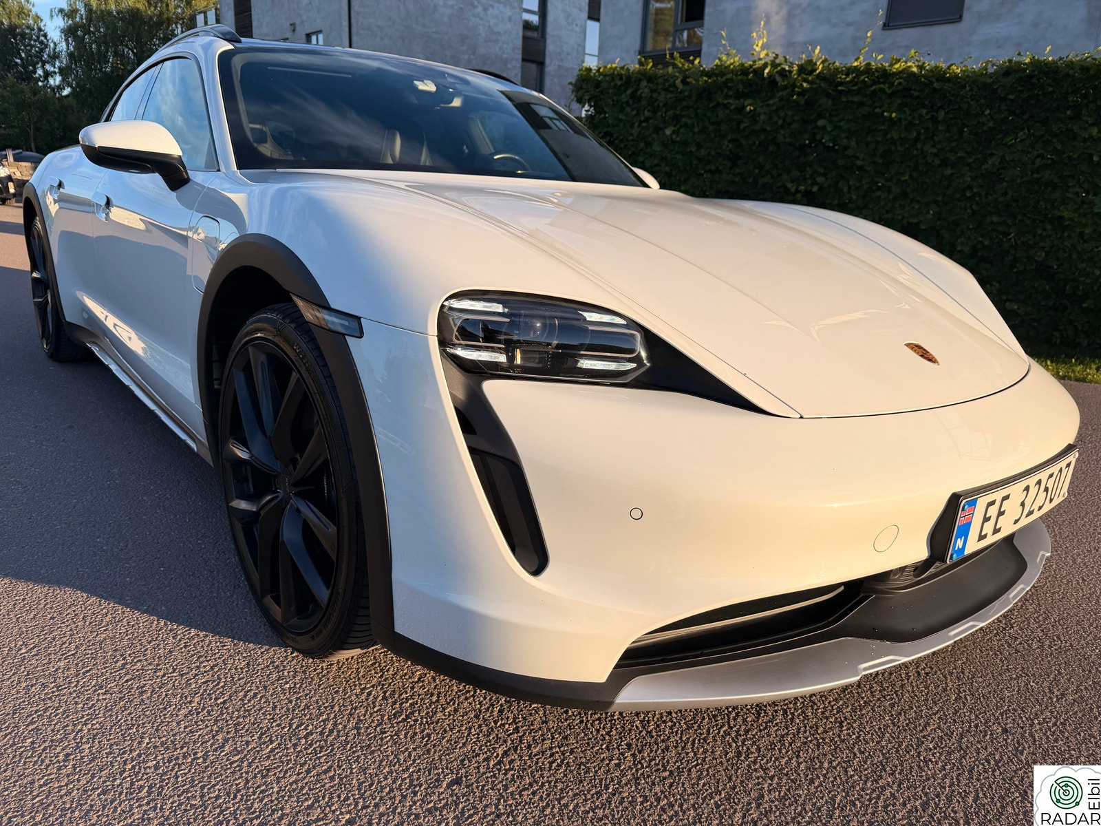 PORSCHE Taycan 4 4 Cross Turismo