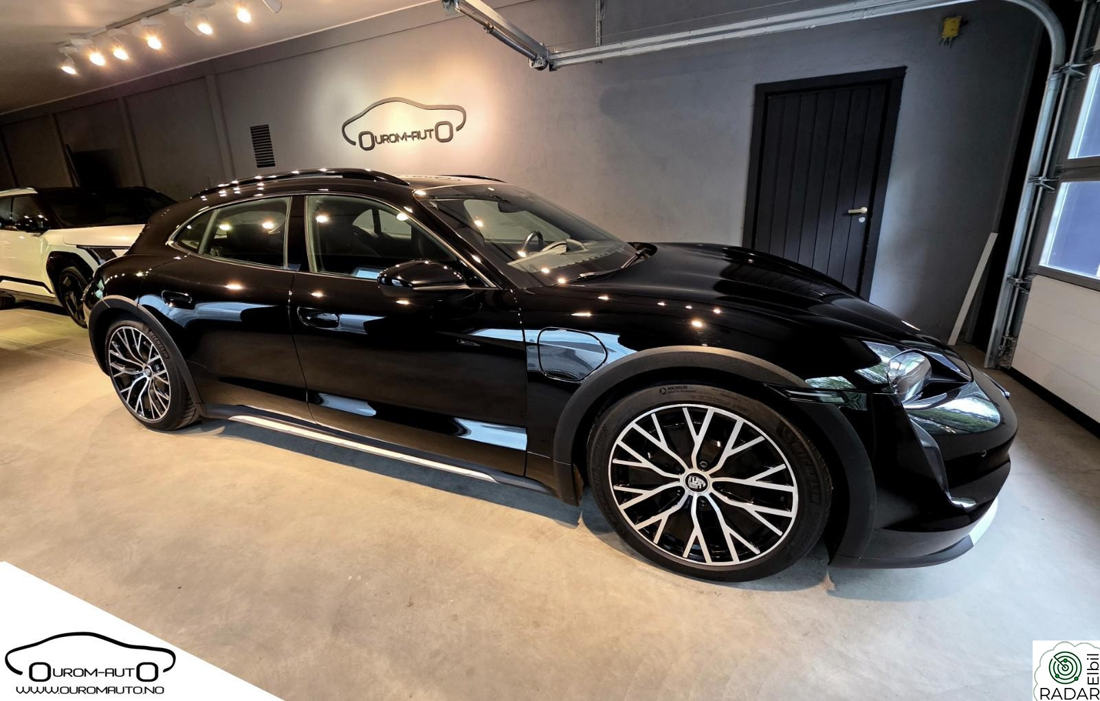 PORSCHE Taycan 4 4, Sport Chrono, Bose, Luft, Pano, Acc, Skinn, En eier