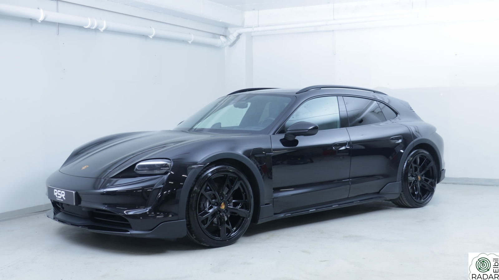 PORSCHE Taycan 4 Taycan CT4  S-Chrono - bakakselstyring - 18Veis -Matrix