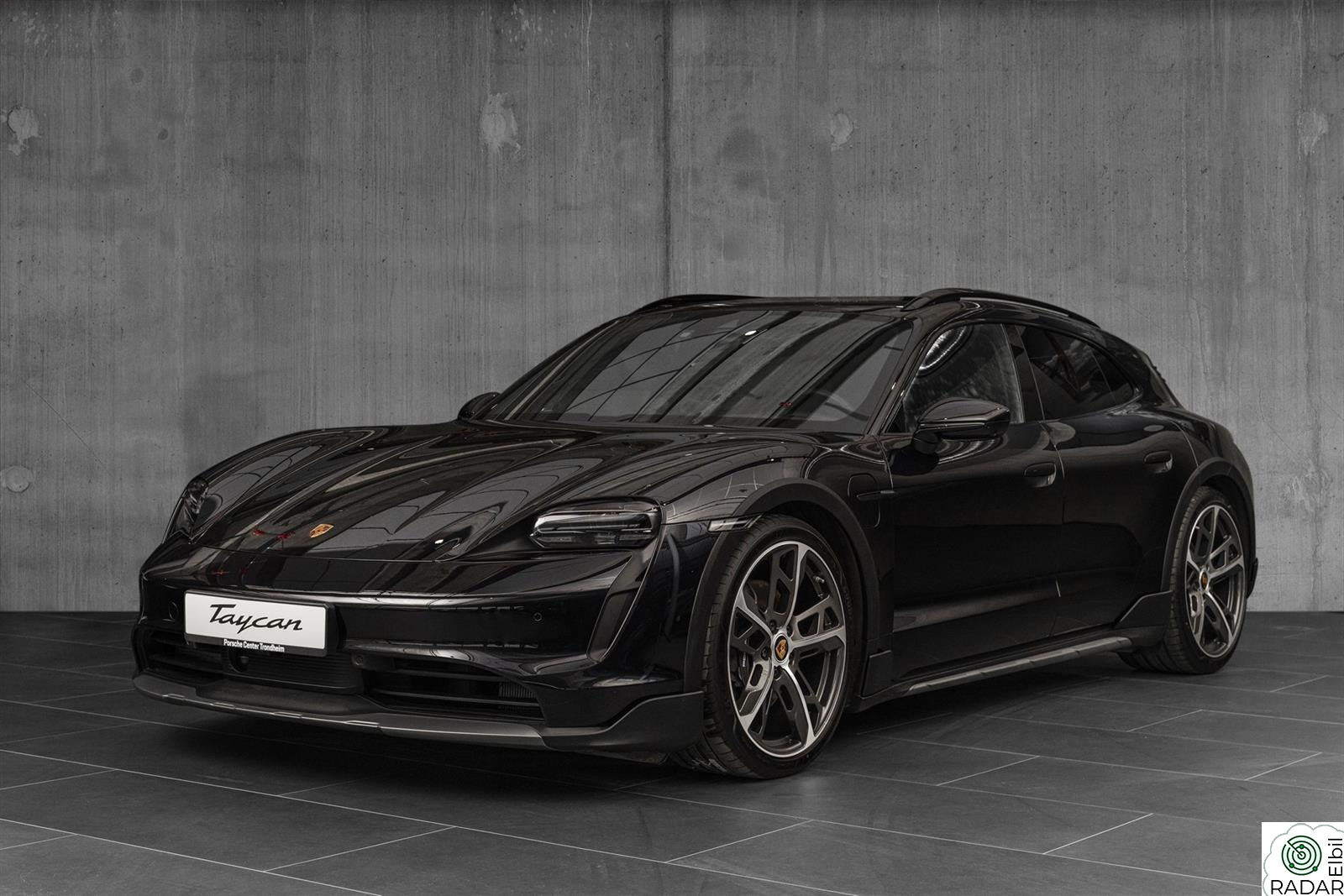 PORSCHE Taycan 4 4 Rear-ax, Offroad des. 18-v, BOSE, 360,  21"