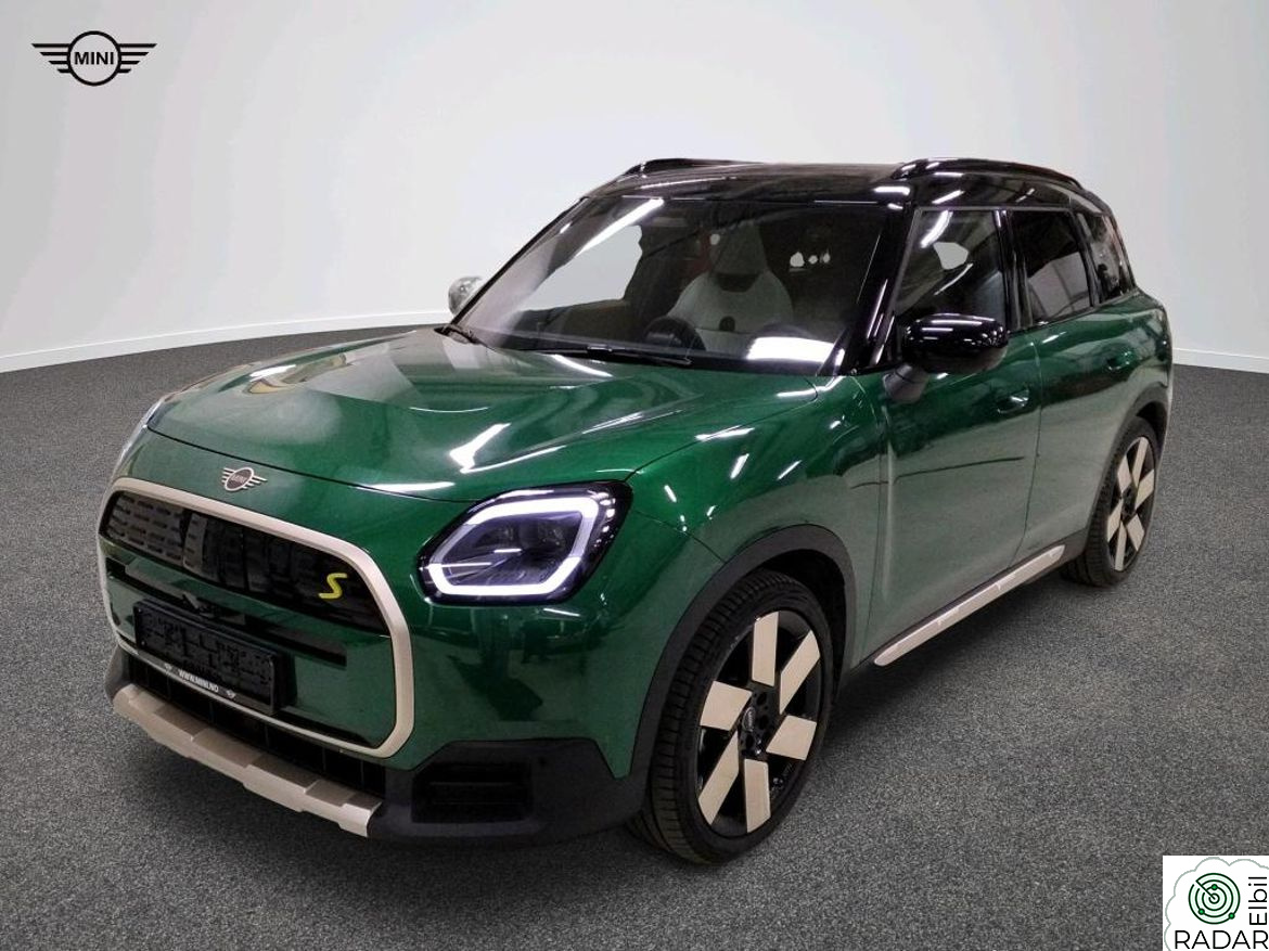 MINI Countryman SE ALL4 SE All4 Favoured Trim Package XL